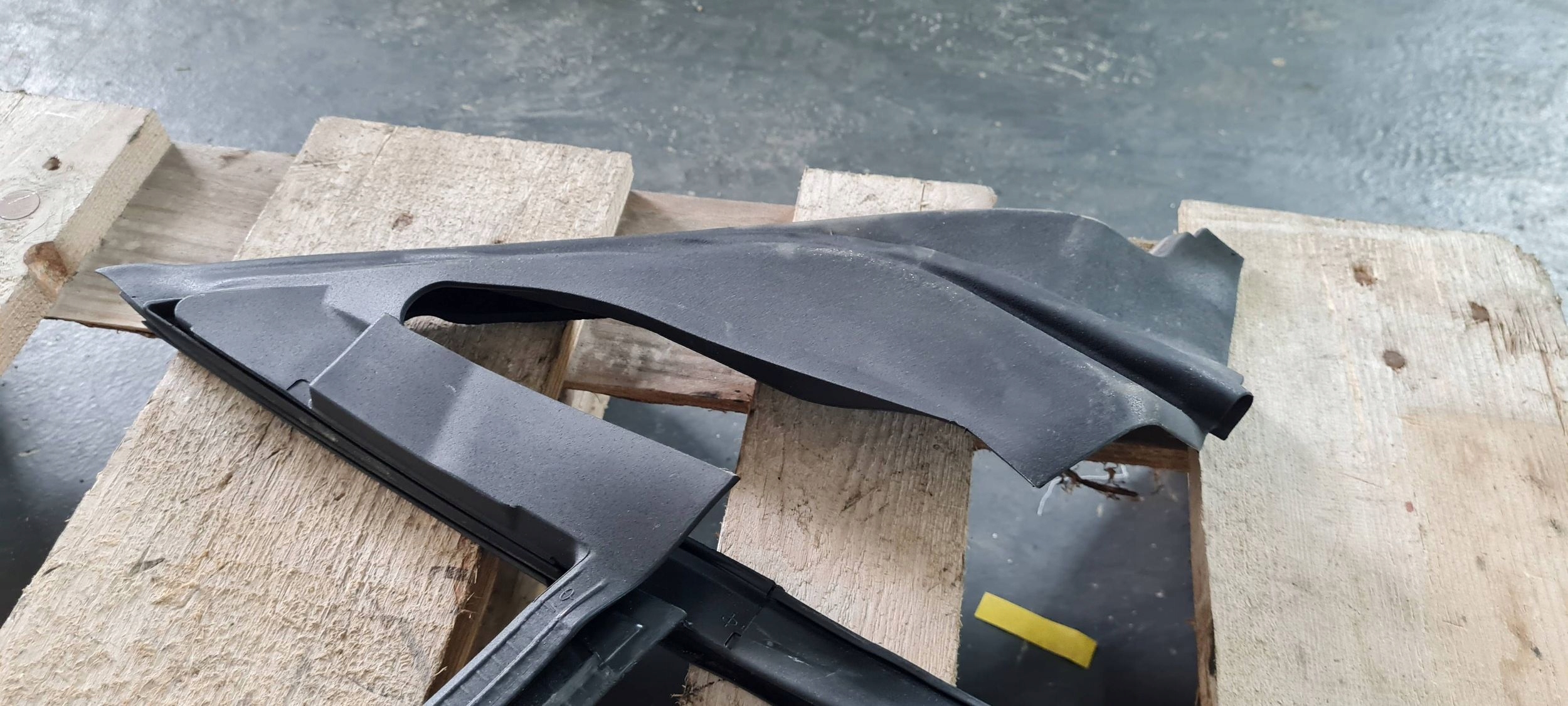 SQ8 4M RSQ8 Q8 gasket dust door left left front 4M8837479F