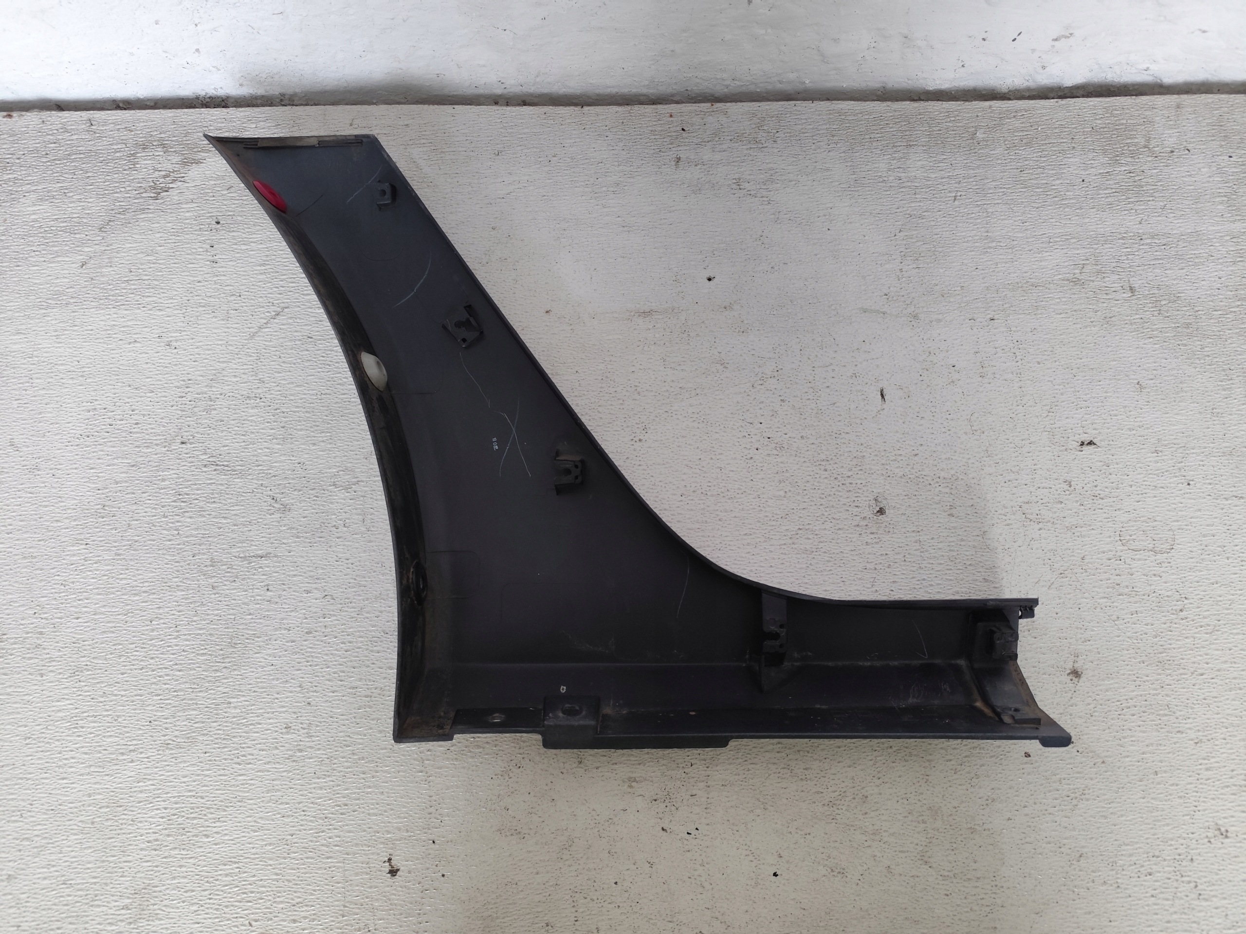 RENAULT KOLEOS and 2008 moulding threshold rear left