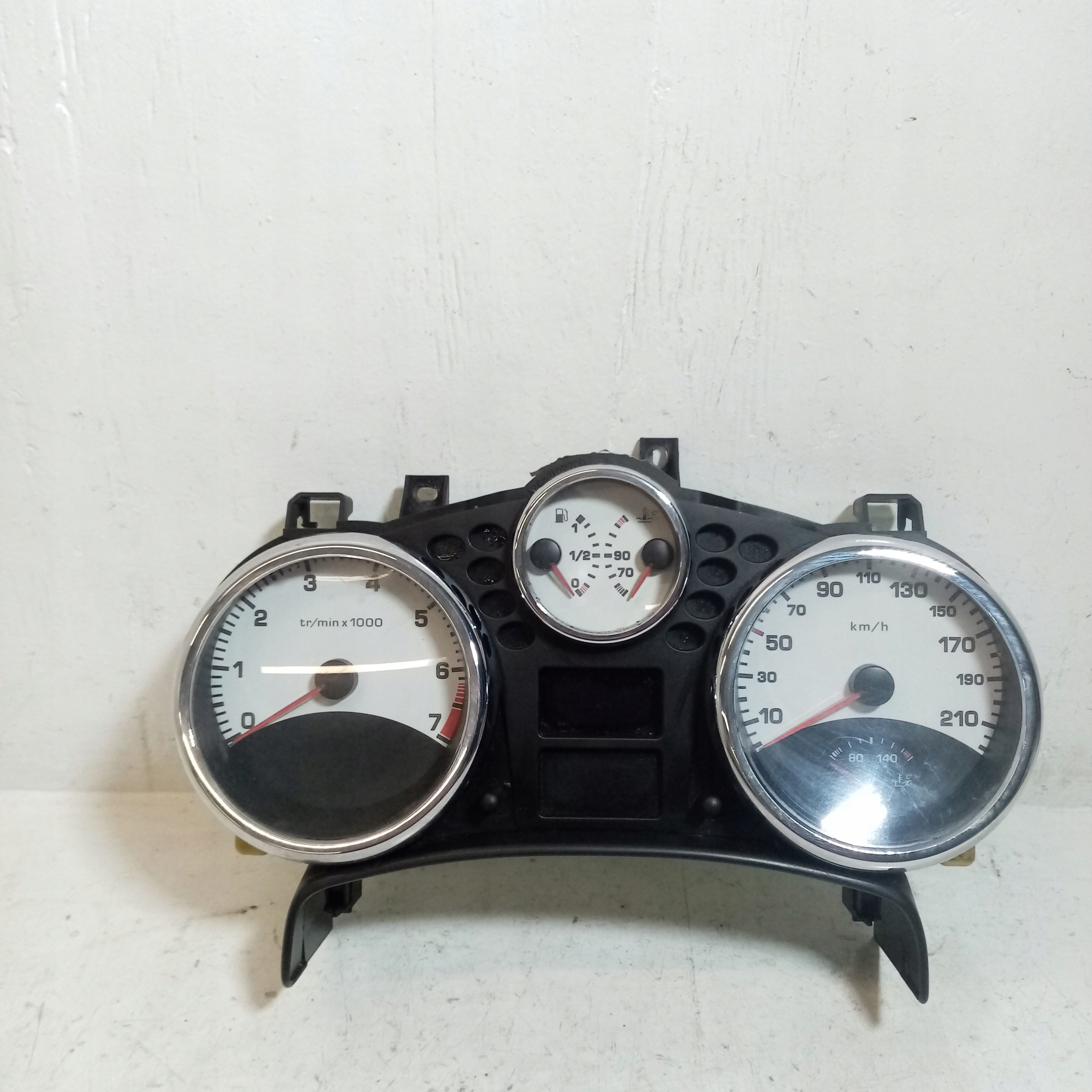 dials dials PEUGEOT 207 1.6 B 9662904080