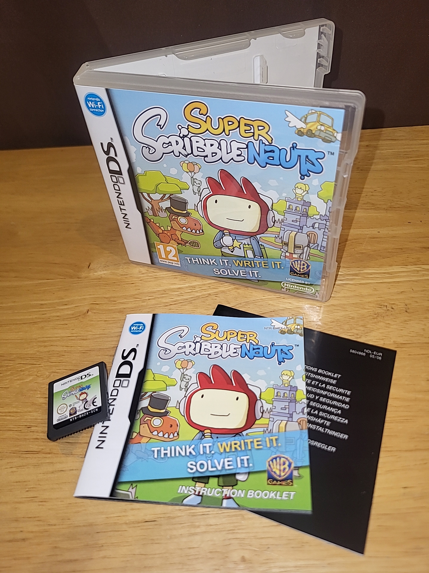 SUPER SCRIBBLENAUTS - NINTENDO DS KOMPLET