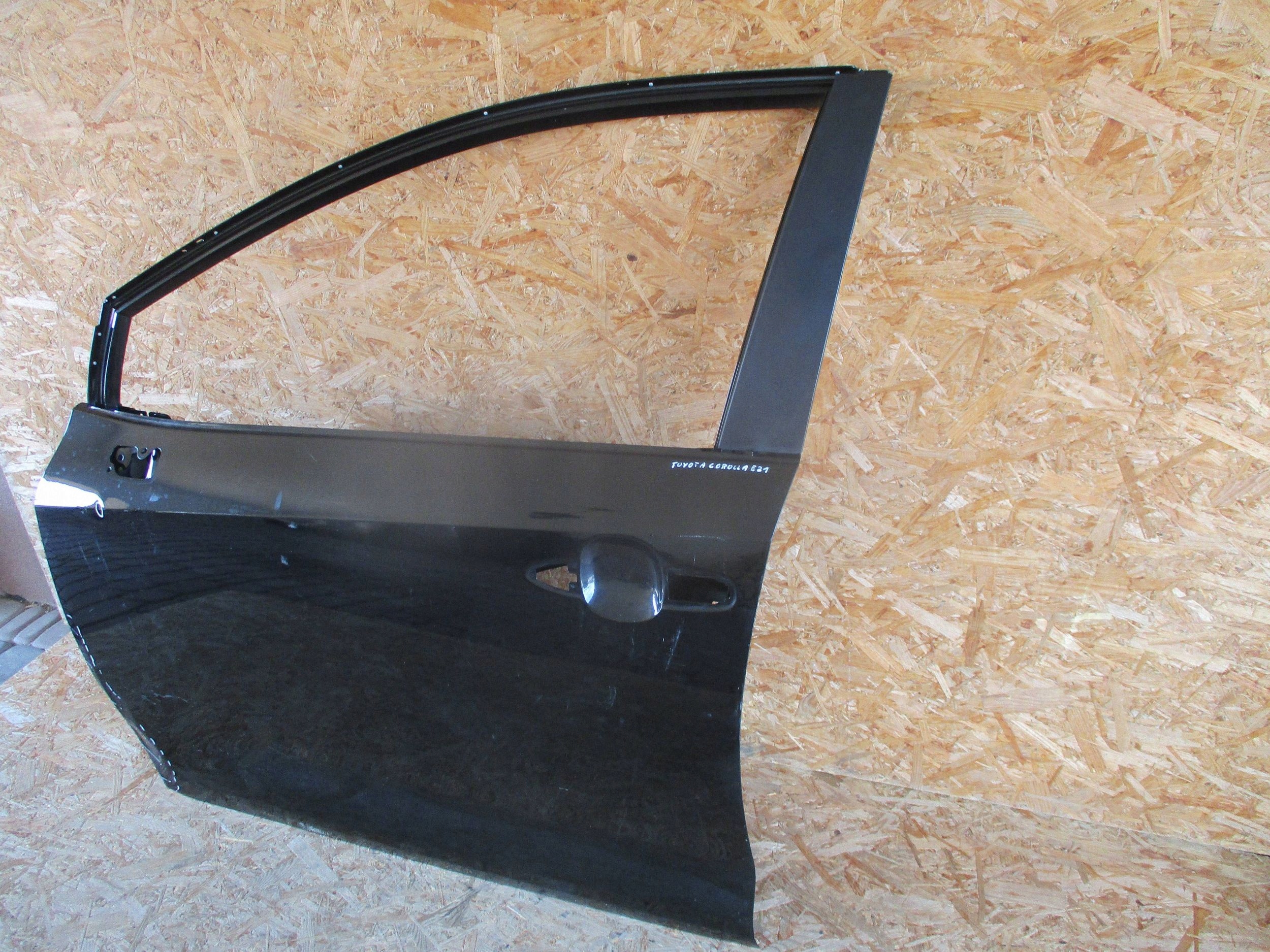 door front front left TOYOTA COROLLA E21