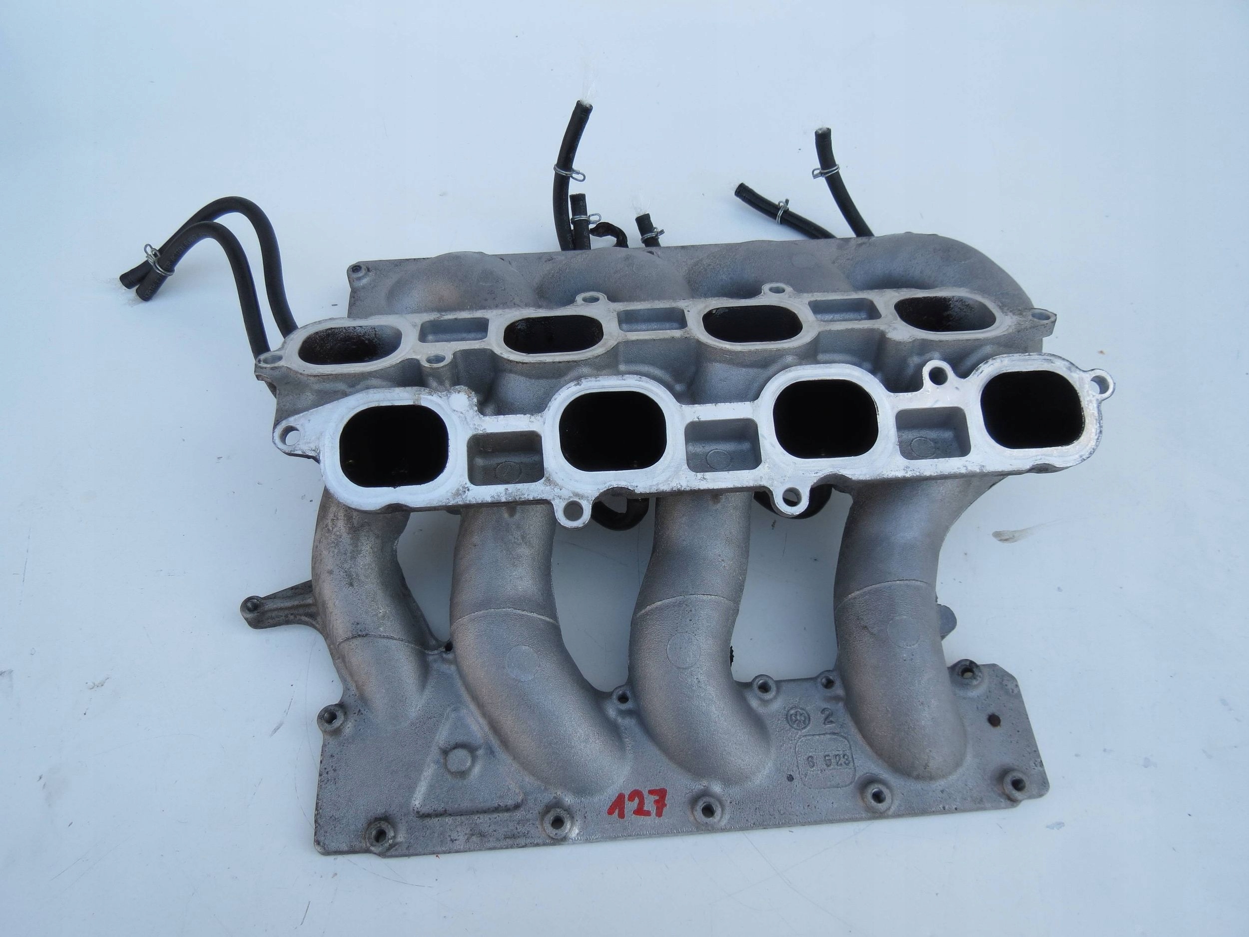 intake manifold VOLVO XC90 and 4.4 V8