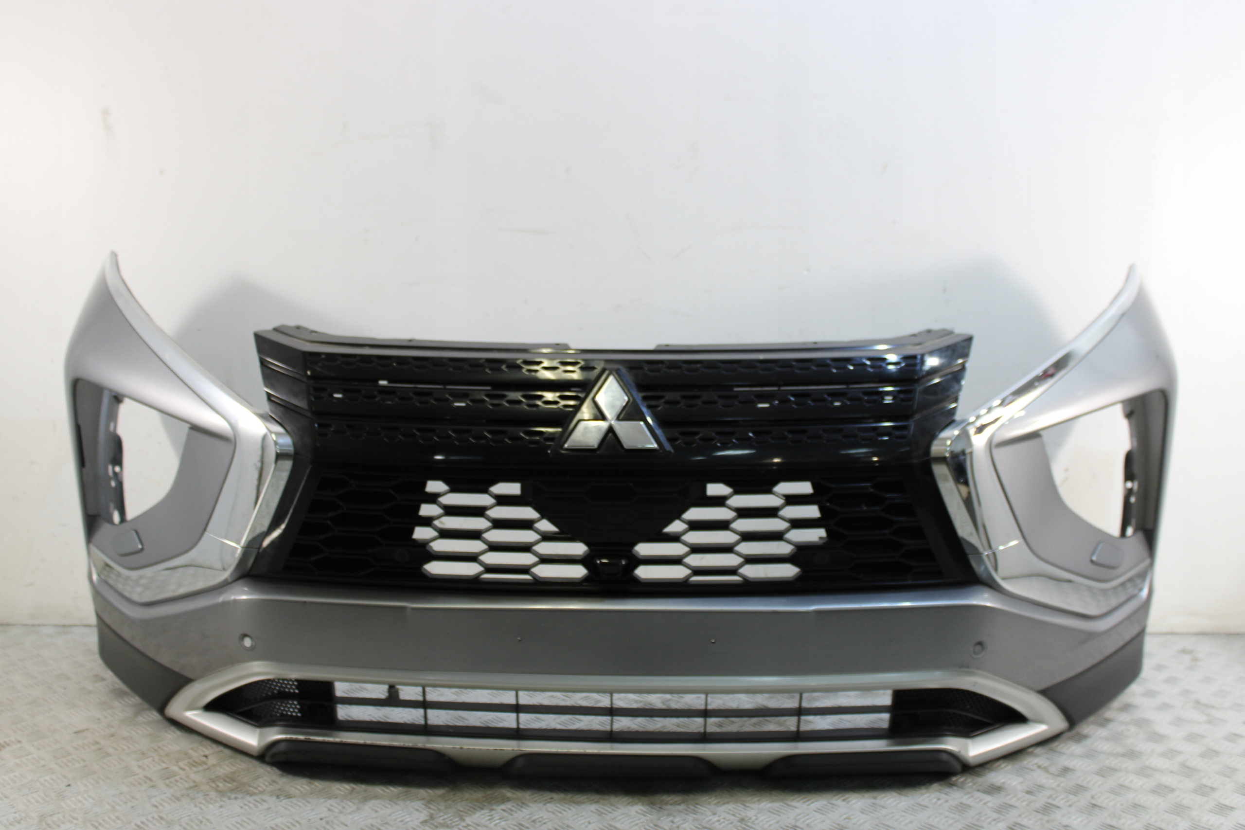 bumper front front washers KAMERA PDC MITSUBISHI ECLIPSE CROSS LIFT