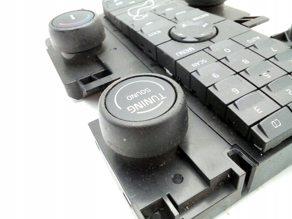 Volvo V50 control panel air conditioning devices radia 30737667