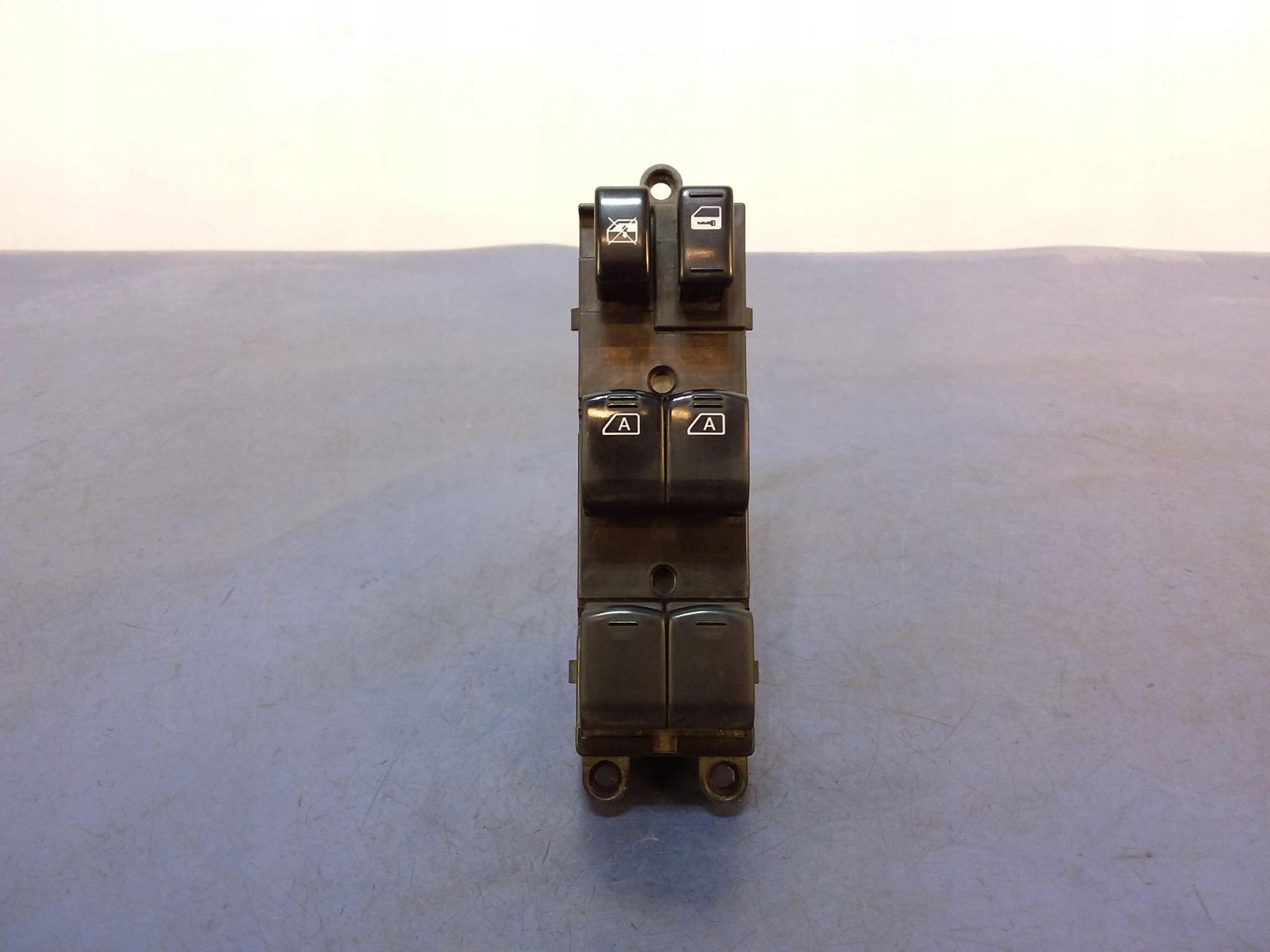 NISSAN MAXIMA A34 ПЕРЕКЛЮЧАТЕЛЬ СТЕКОЛ