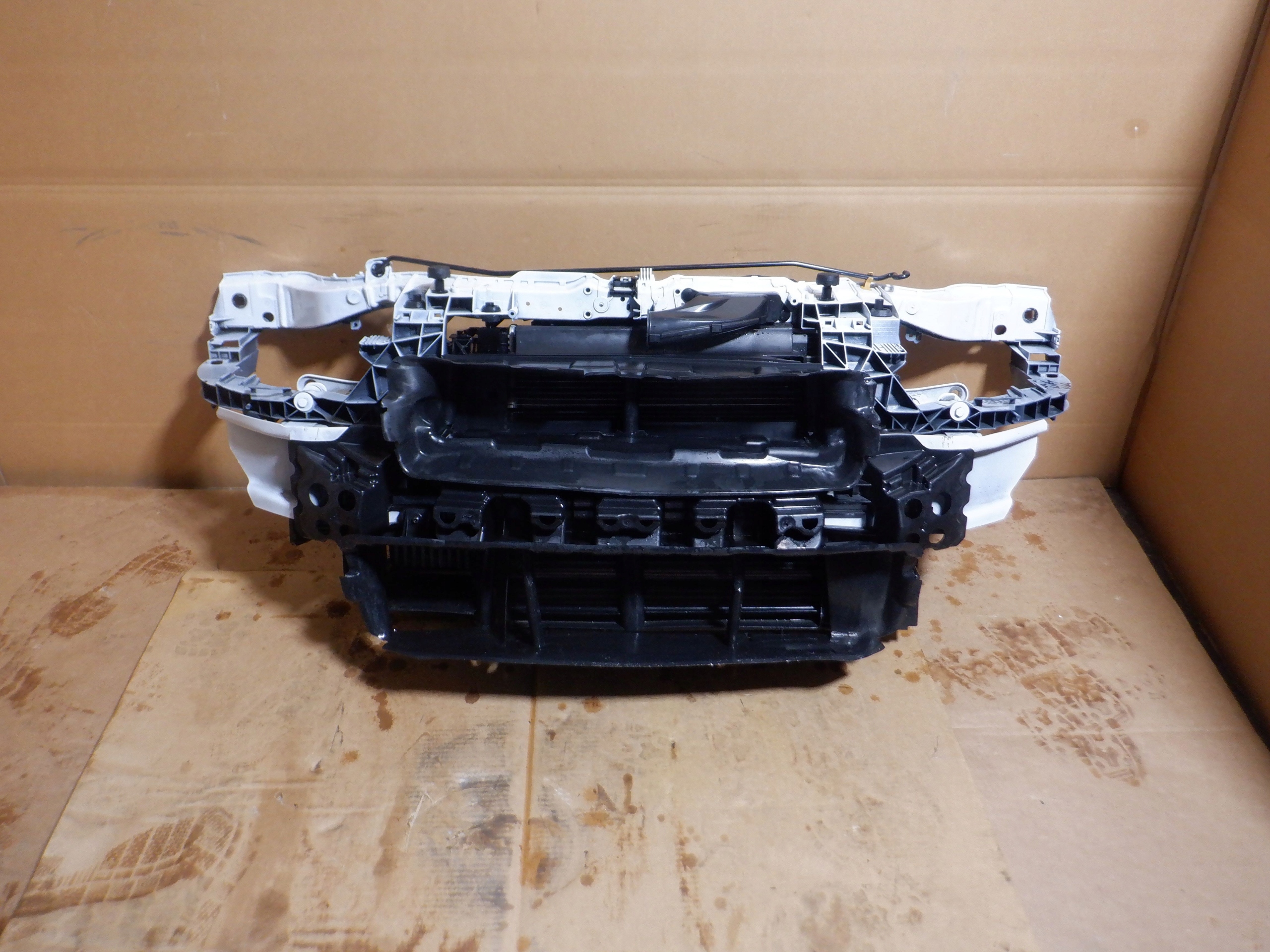 PAS BELKA CHŁODNICE FORD FOCUS MK3 USA 1.0 AUTOMAT