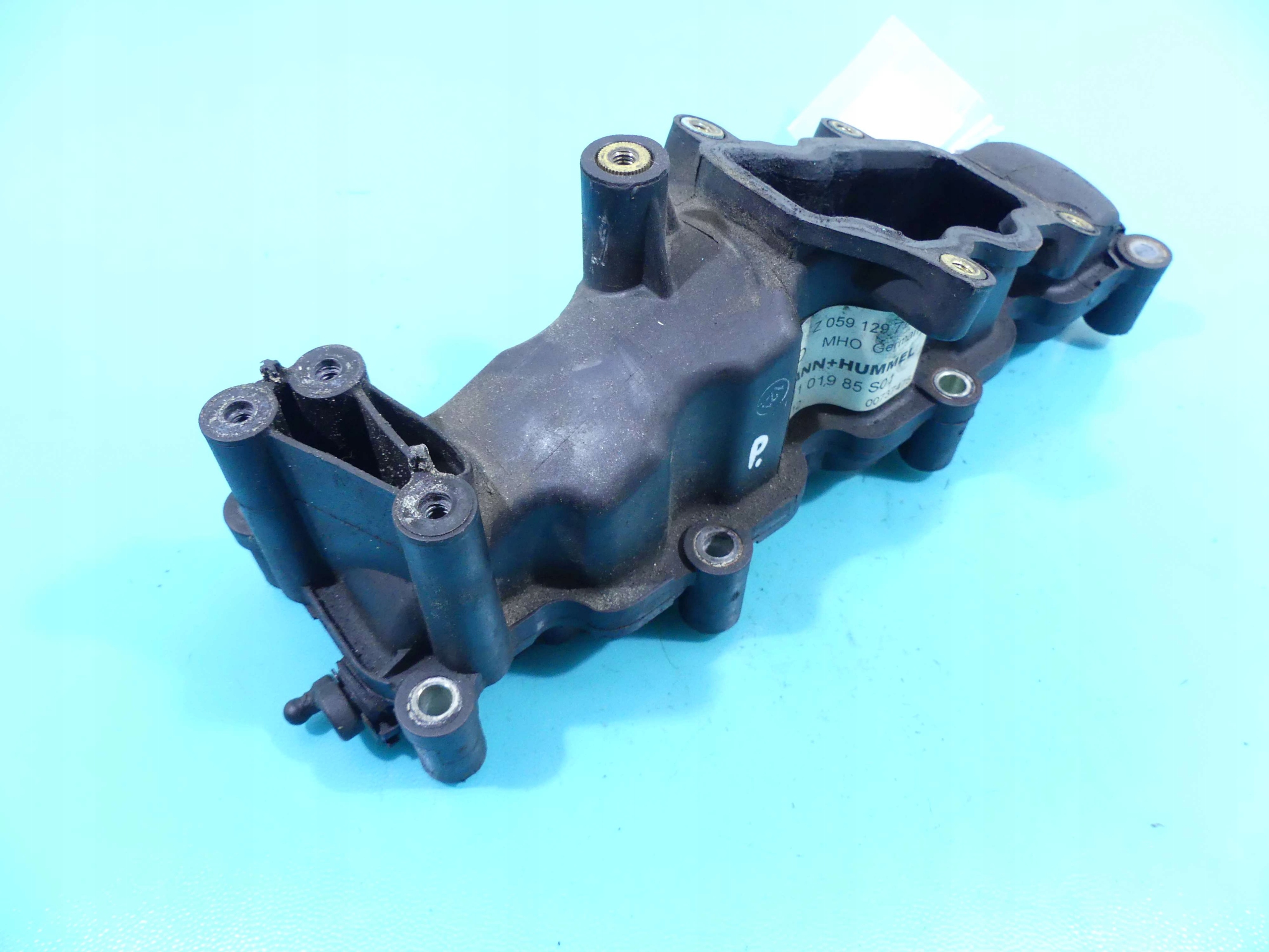 Audi OE 059129712BQ коллектор Впускный