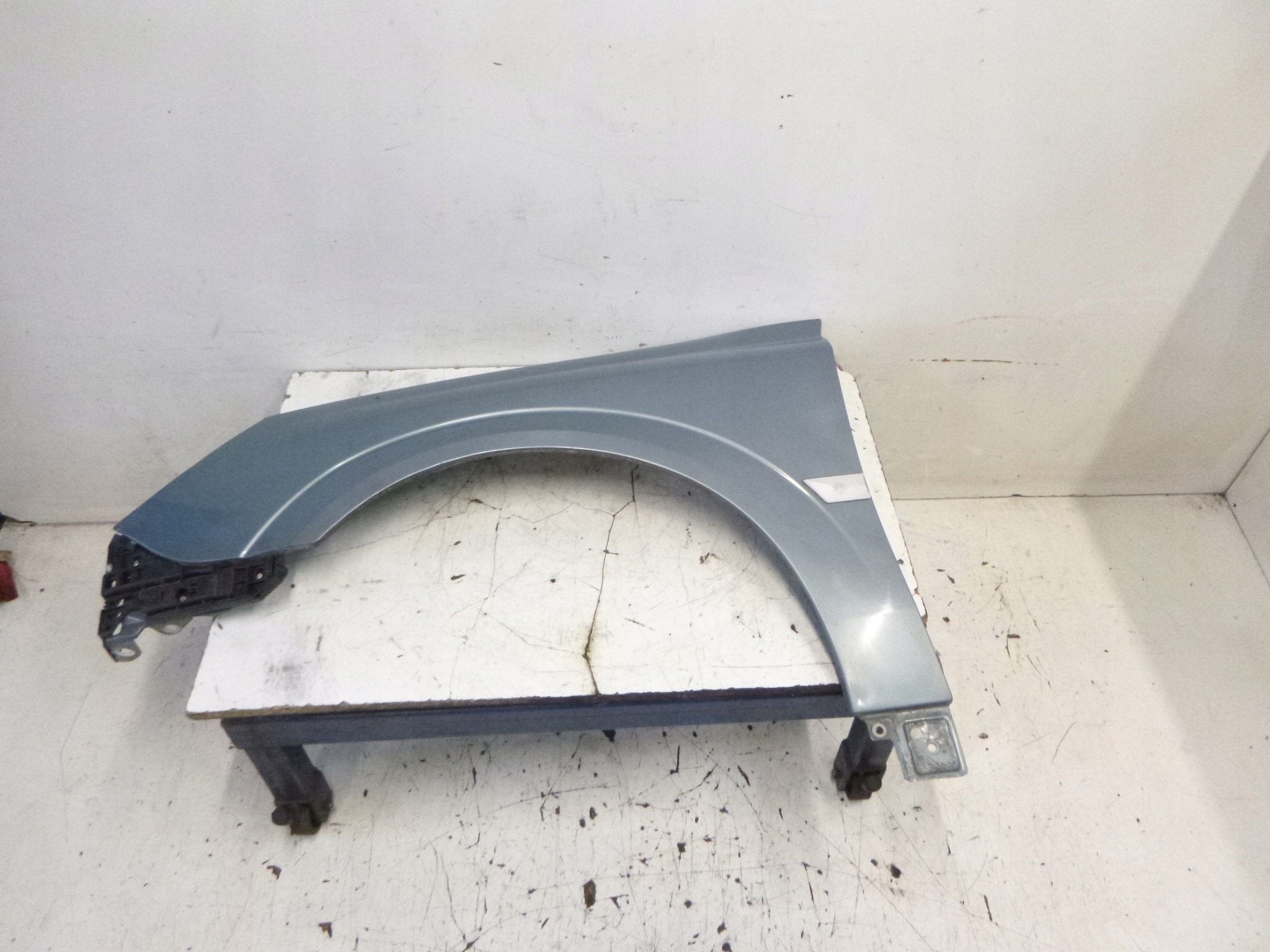 parafango sinistra Opel Vectra C Lift Z169 2006r.