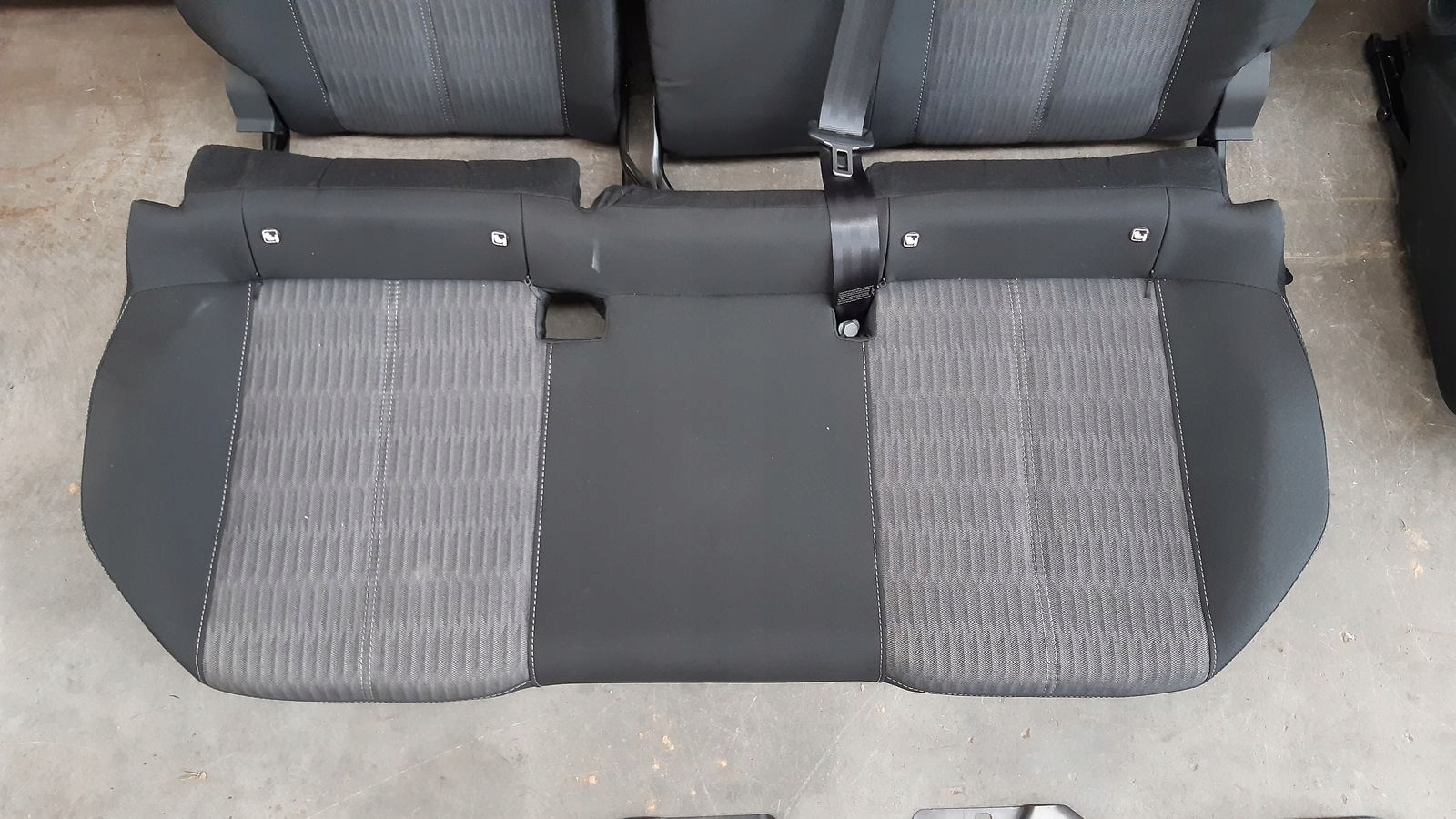 Sitz Sitze komplet Opel Corsa F 1,2