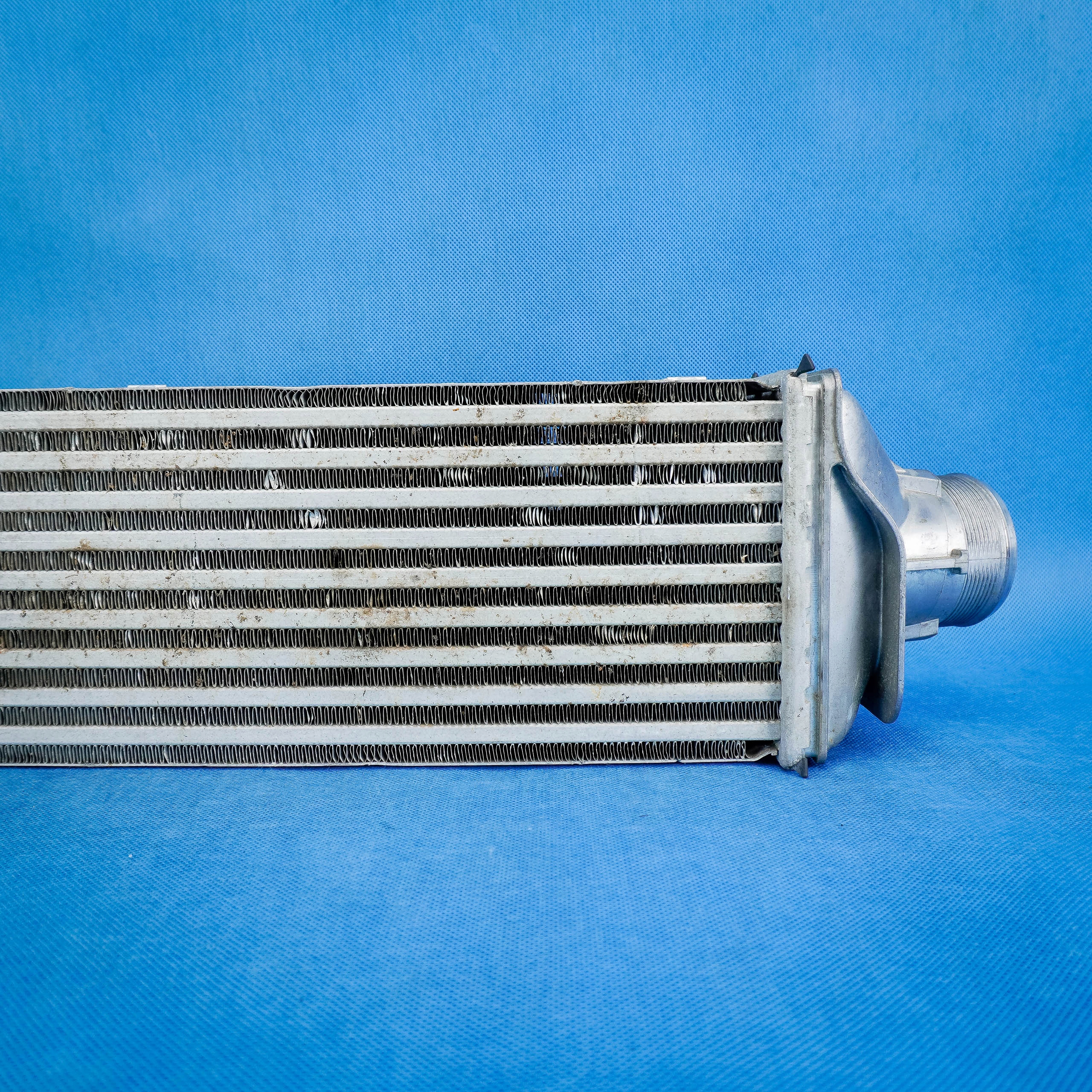 intercooler radiator Audi A4 8W B9 A5 F5 3.0TDI 8W0145805E