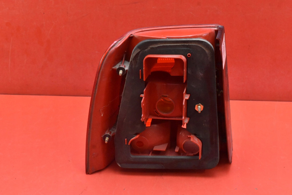 light right rear part rear 3B5945096F VW PASSAT B5 sedan 96-00