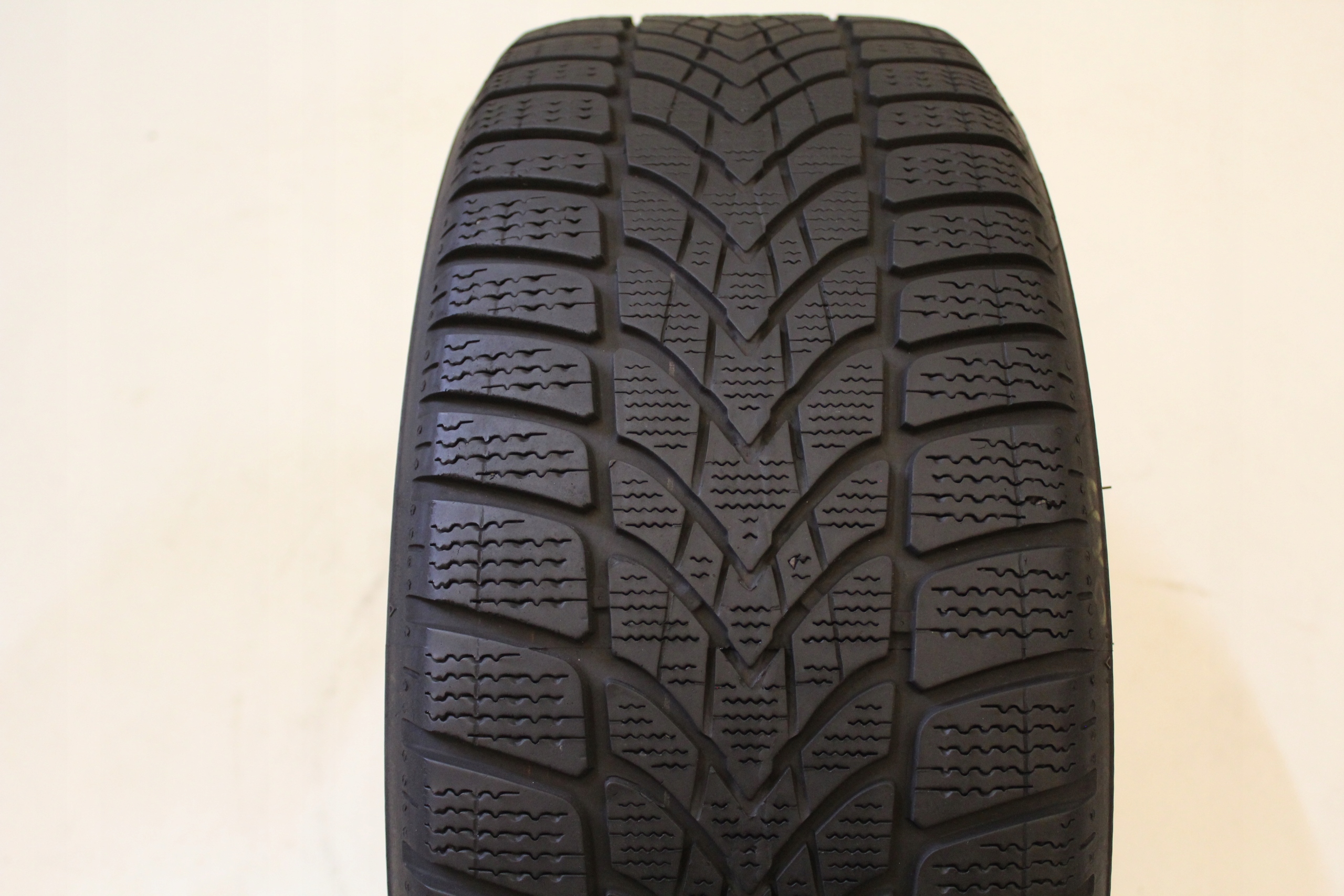 OPONA DUNLOP WINTER SPORT 4D RSC 225 50 17 94H Marka Dunlop