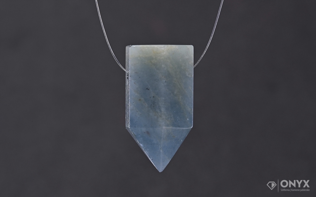 Akvamarín provrtaný fazetovaný křišťál 20x10 m