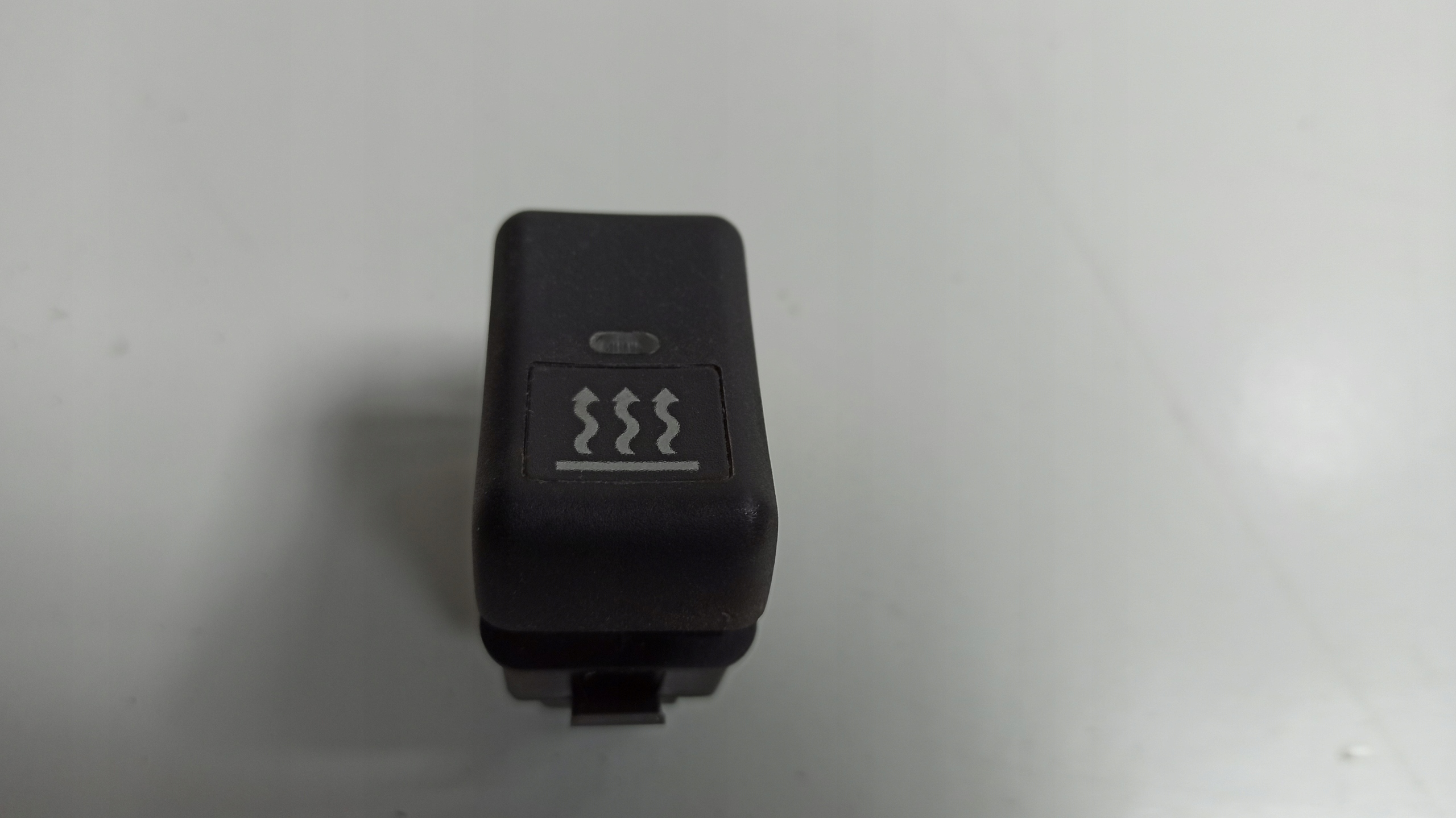 PRZEŁĄCZNIK WŁĄCZNIK WEBASTO VOLVO FH12 FH13 FM