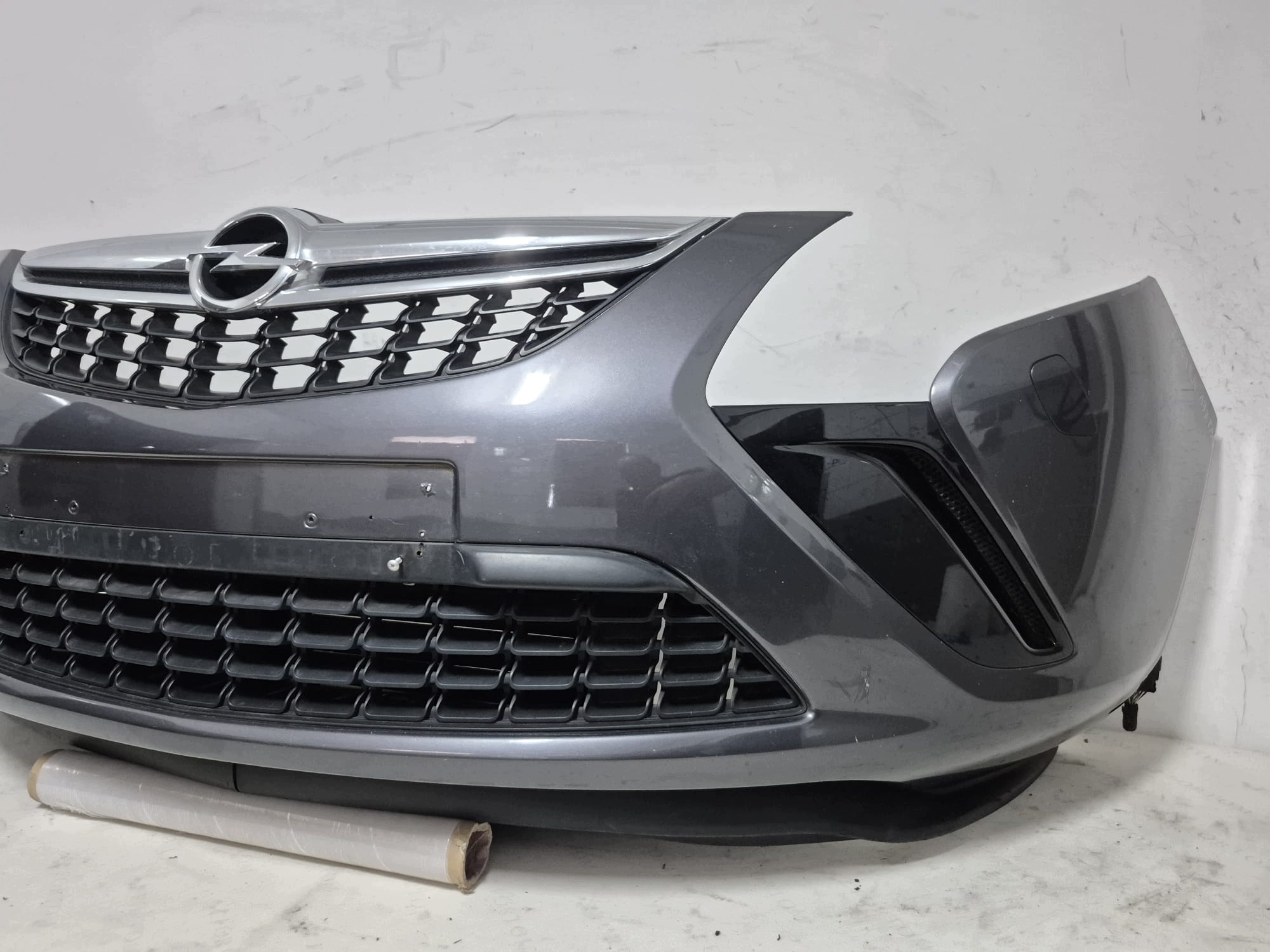 OPEL ZAFIRA C 12- bumper front front SPR 13300485 LAK.TAGR