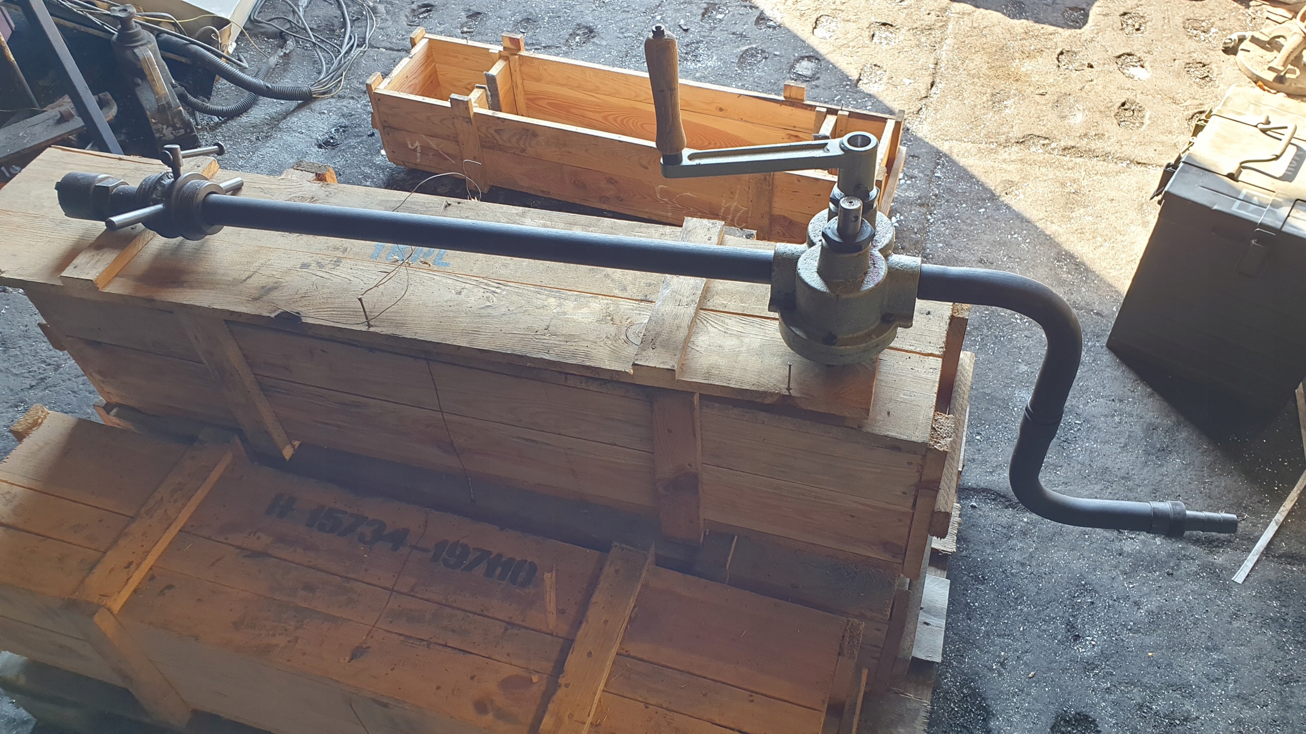 C2427fc74d759a39f676499f047b