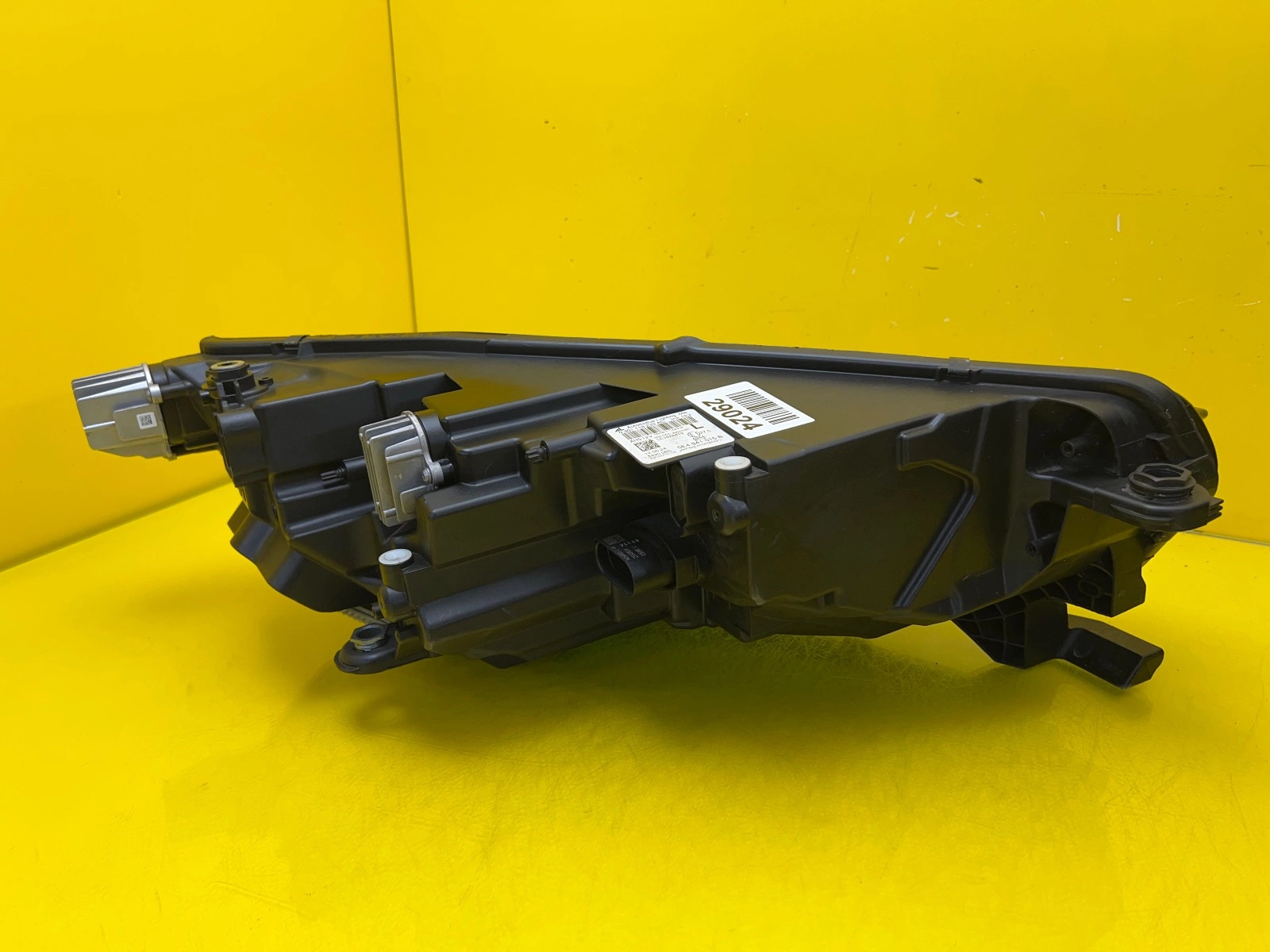 light left Skoda Octavia IV 5E4 5E4941015B Full Led