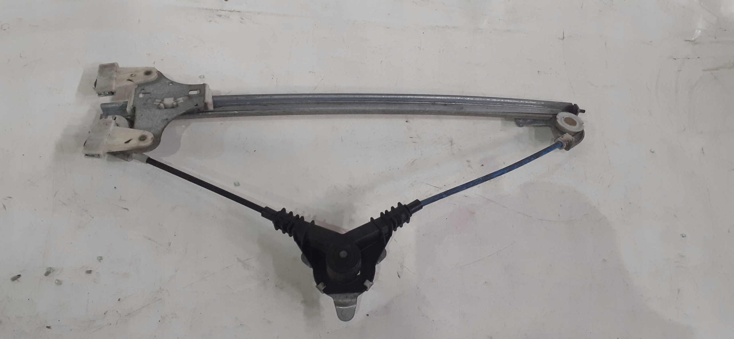 window regulator left front Opel Agila A
