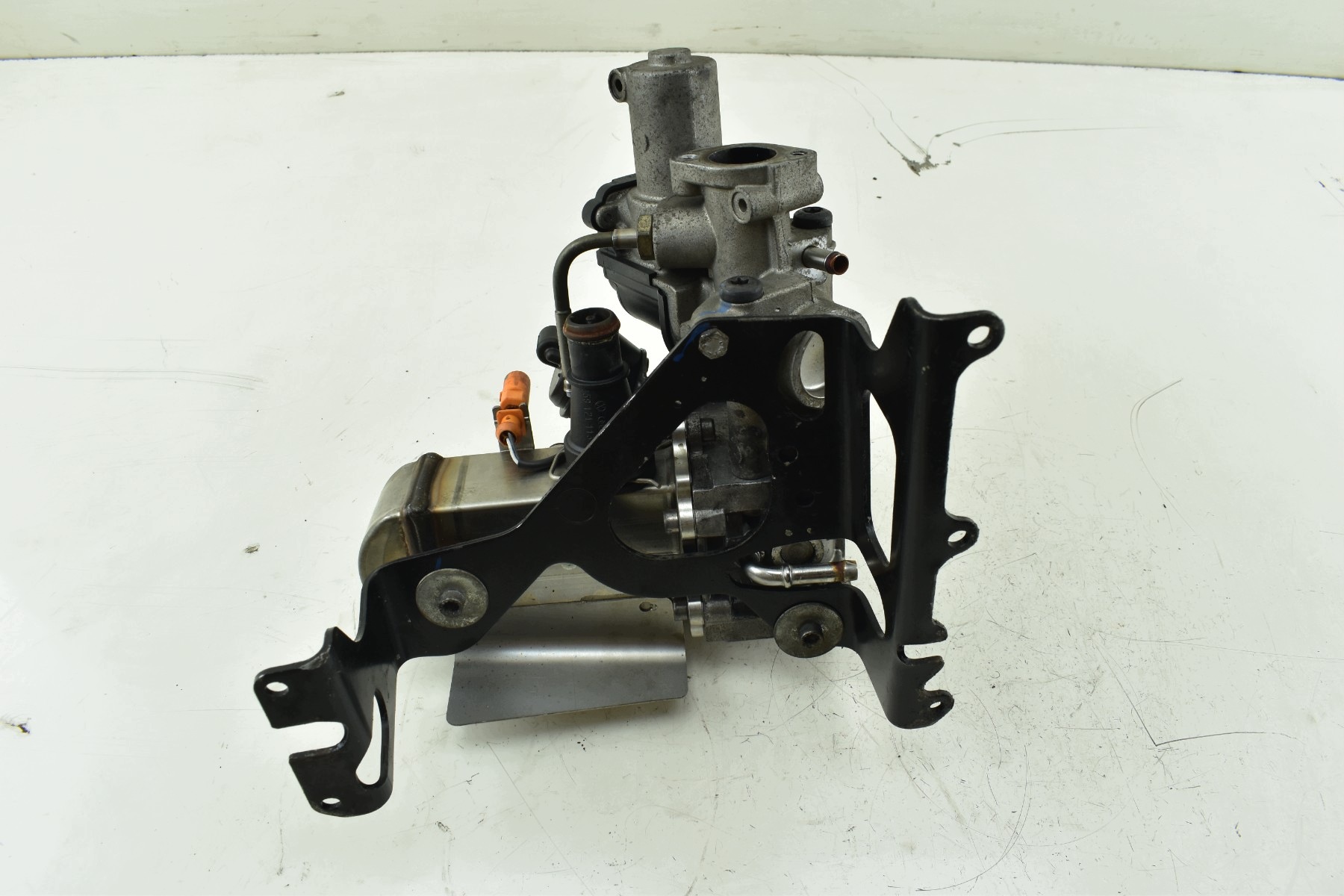 Abgaskuehler AGR EGR AUDI A4 B7 A5 8T A6 C6 Q7 4L VW 2.7 3.0TDI 059131515ET