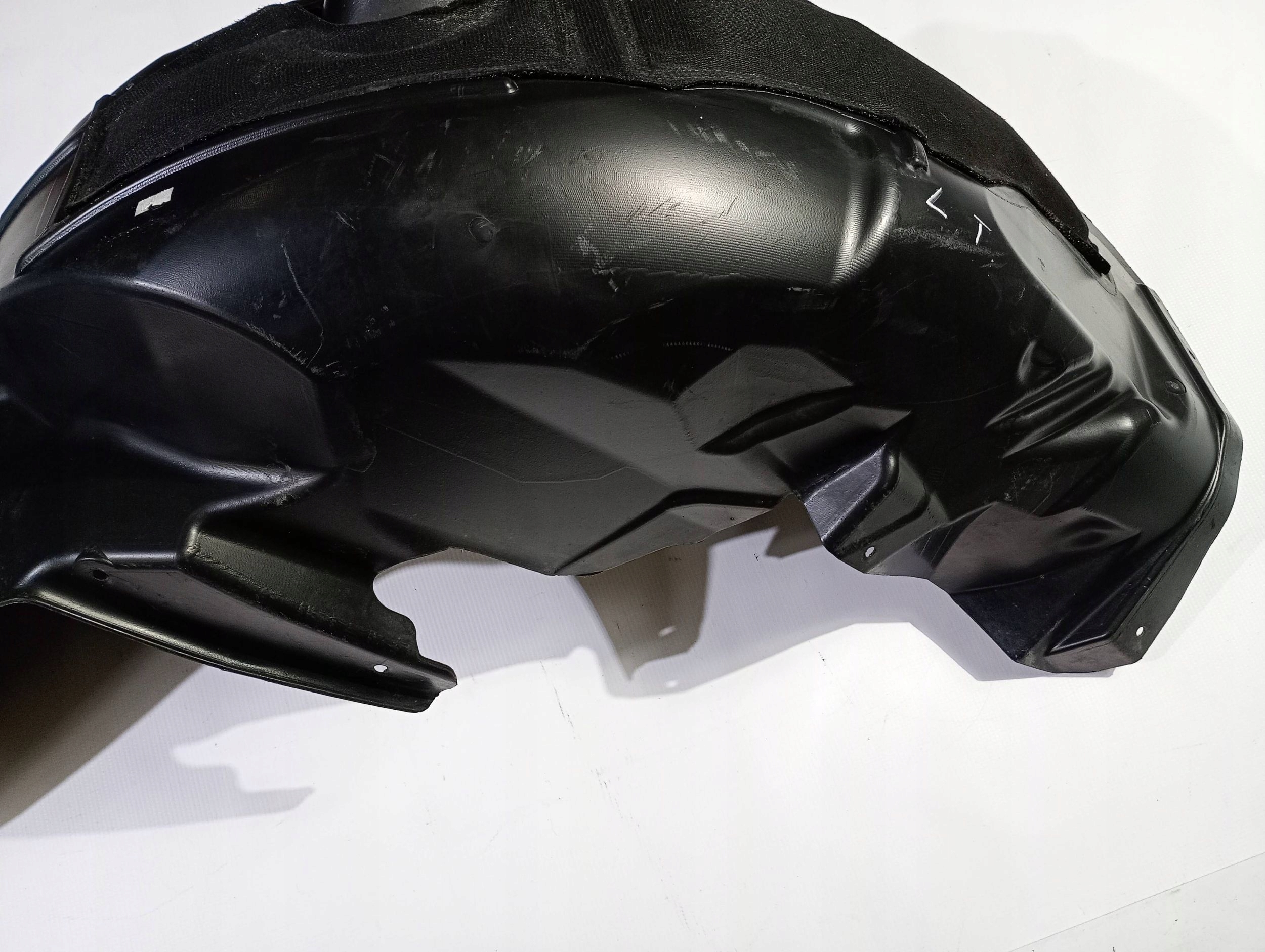 mudguard rear part rear. left Maserati Levante 2016r.