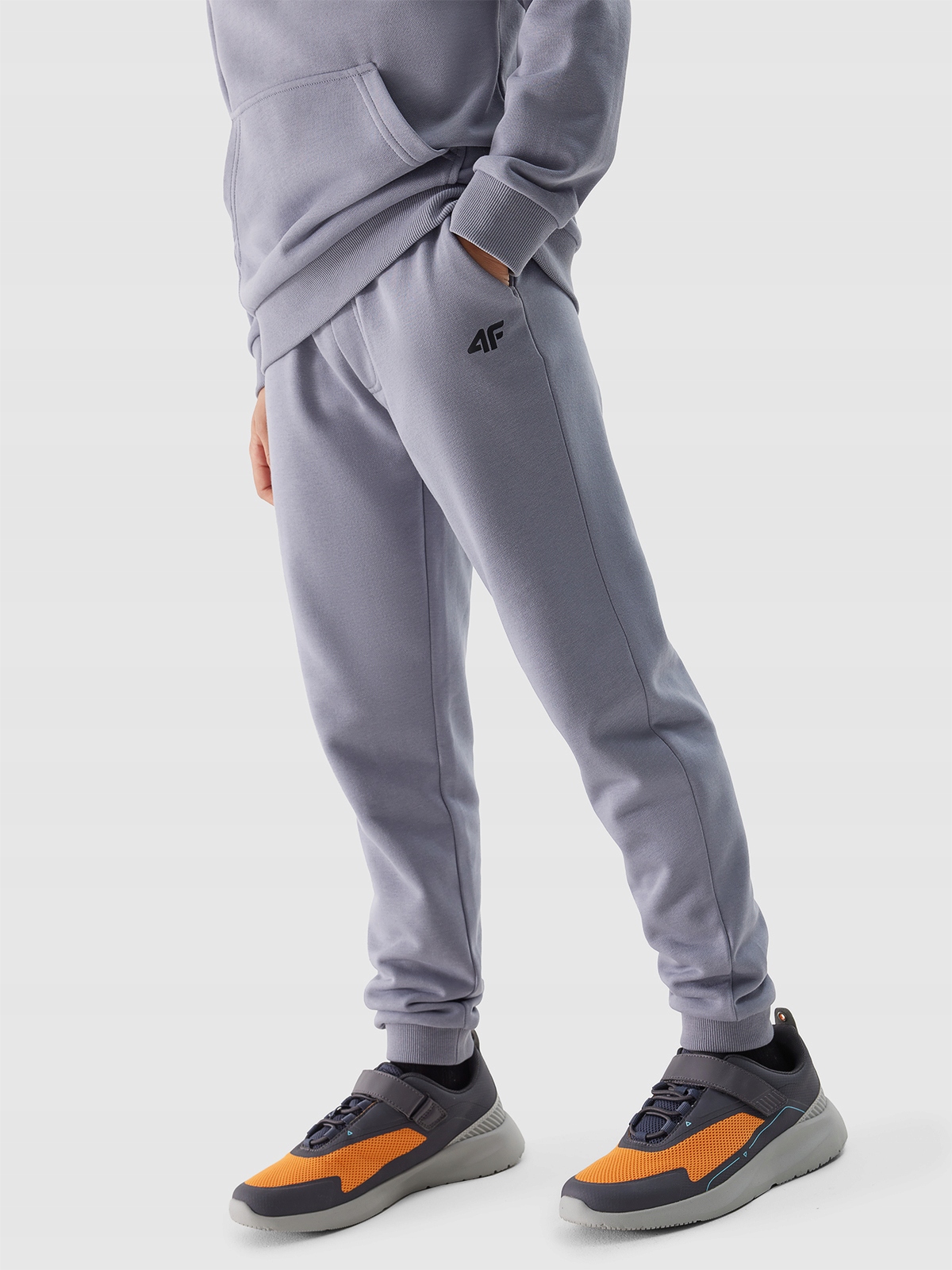 SPODNIE 4F CHŁOPIĘCE DRESOWE JOGGERY - JASNO NIEBIESKIE r. 152 EAN (GTIN) 5904698726967