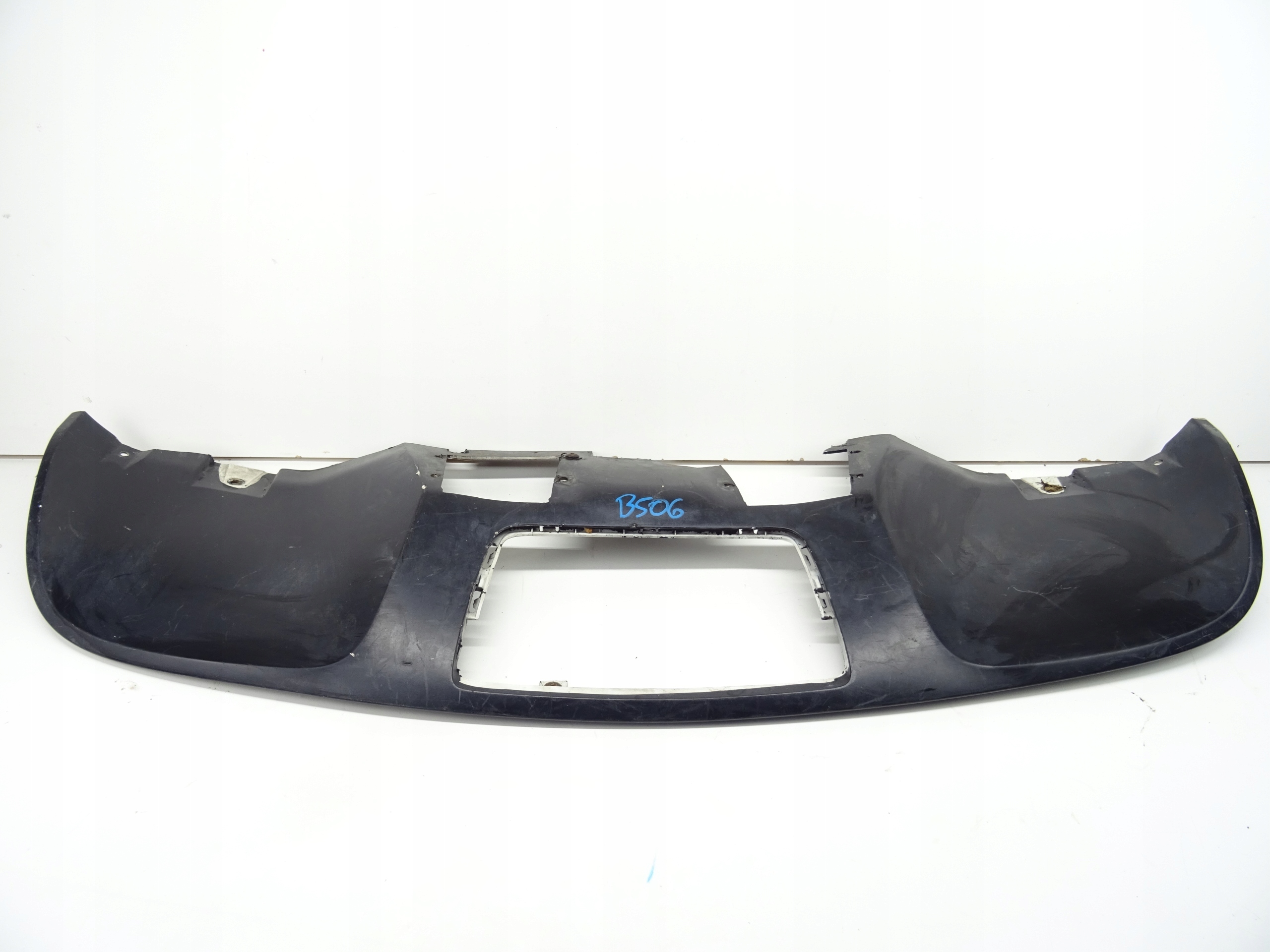 420807521 - AUDI R8 420 юбка спойлер диффузор задний