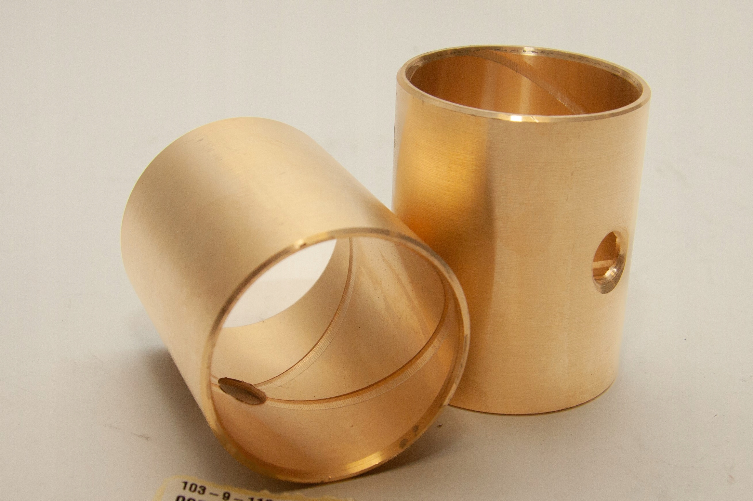 Tulejka zwrotnicy brązowa do C-360/C-330 50436020