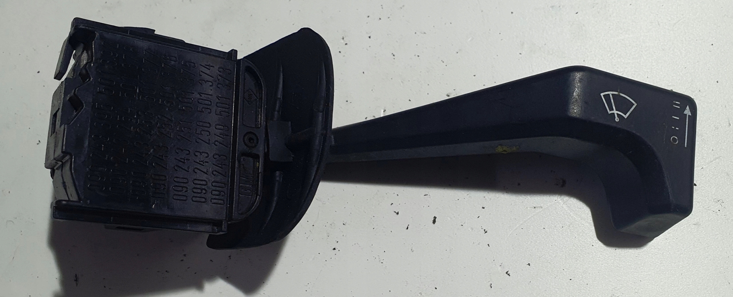 OPEL KADETT E 89-93 DEVIO TERGICRISTALLO TERGI MANETKA Originale 090243252