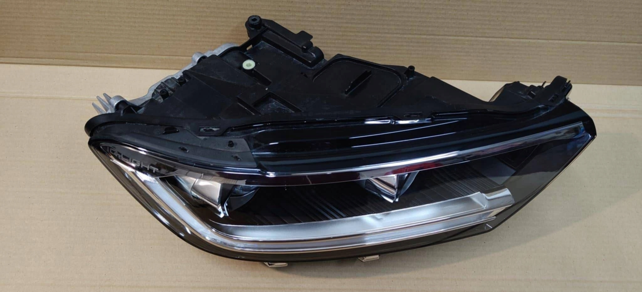 Licht rechts IQ LIGHT VW T-Roc 2GA941120A