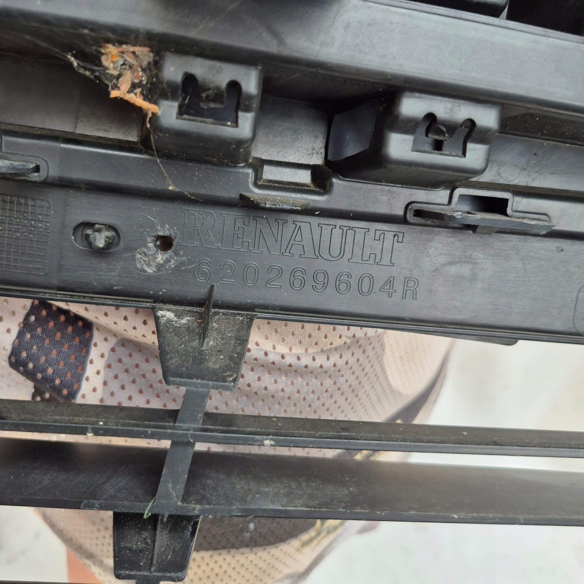 RENAULT CAPTUR e 1 LIFT 17-19 Paraurti Anteriore Anteriore coperchio , copertura PDC