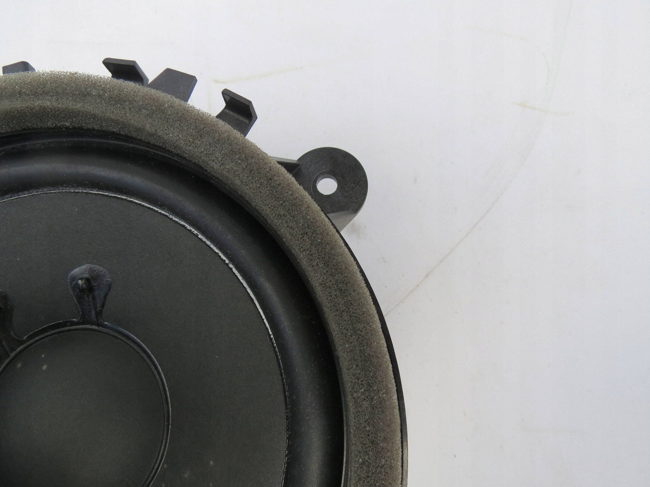 speaker door right rear part VOLVO XC60 30657445