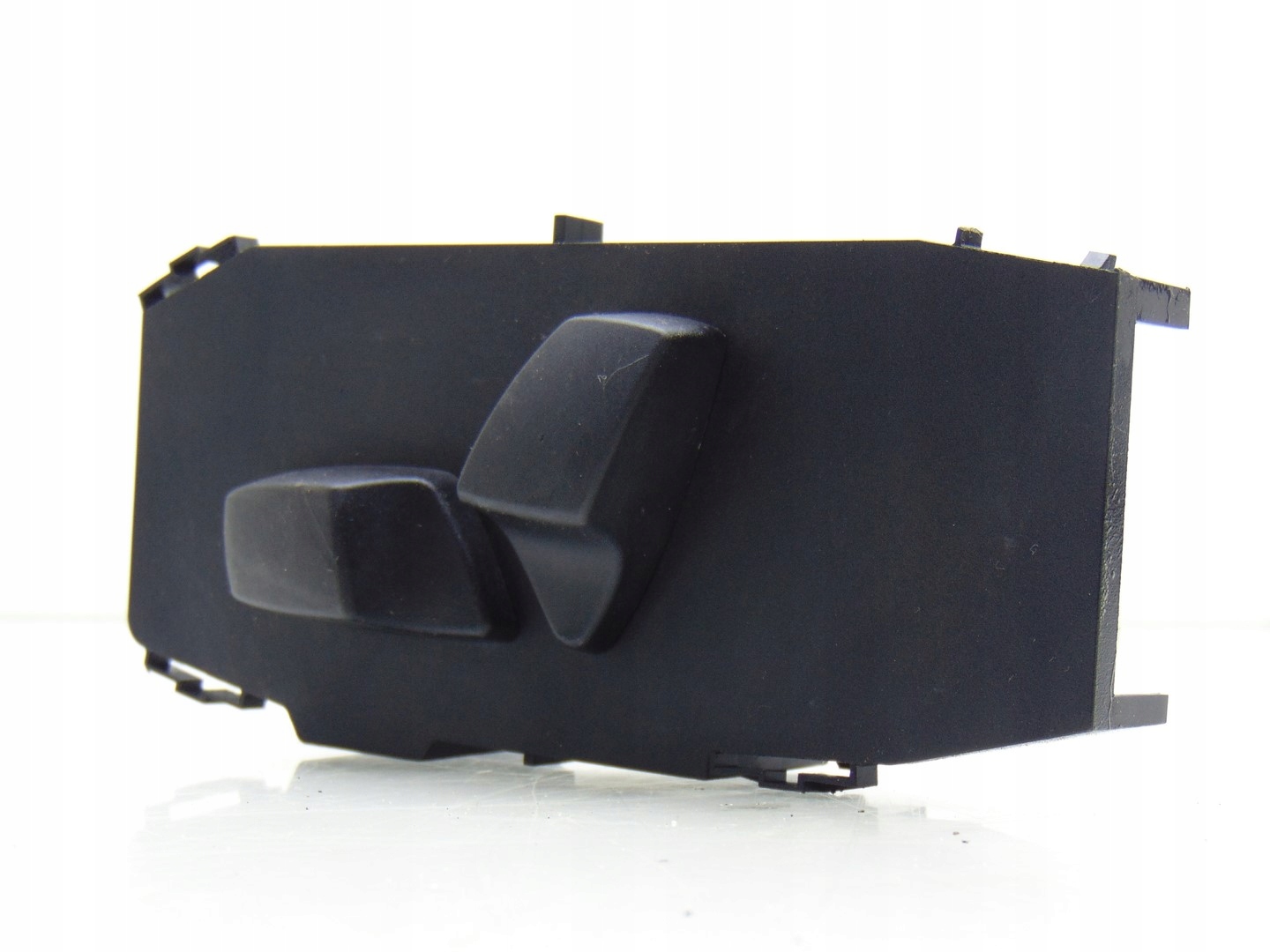 PANEL ovladac sedačka levý BMW 3 E92 6954129