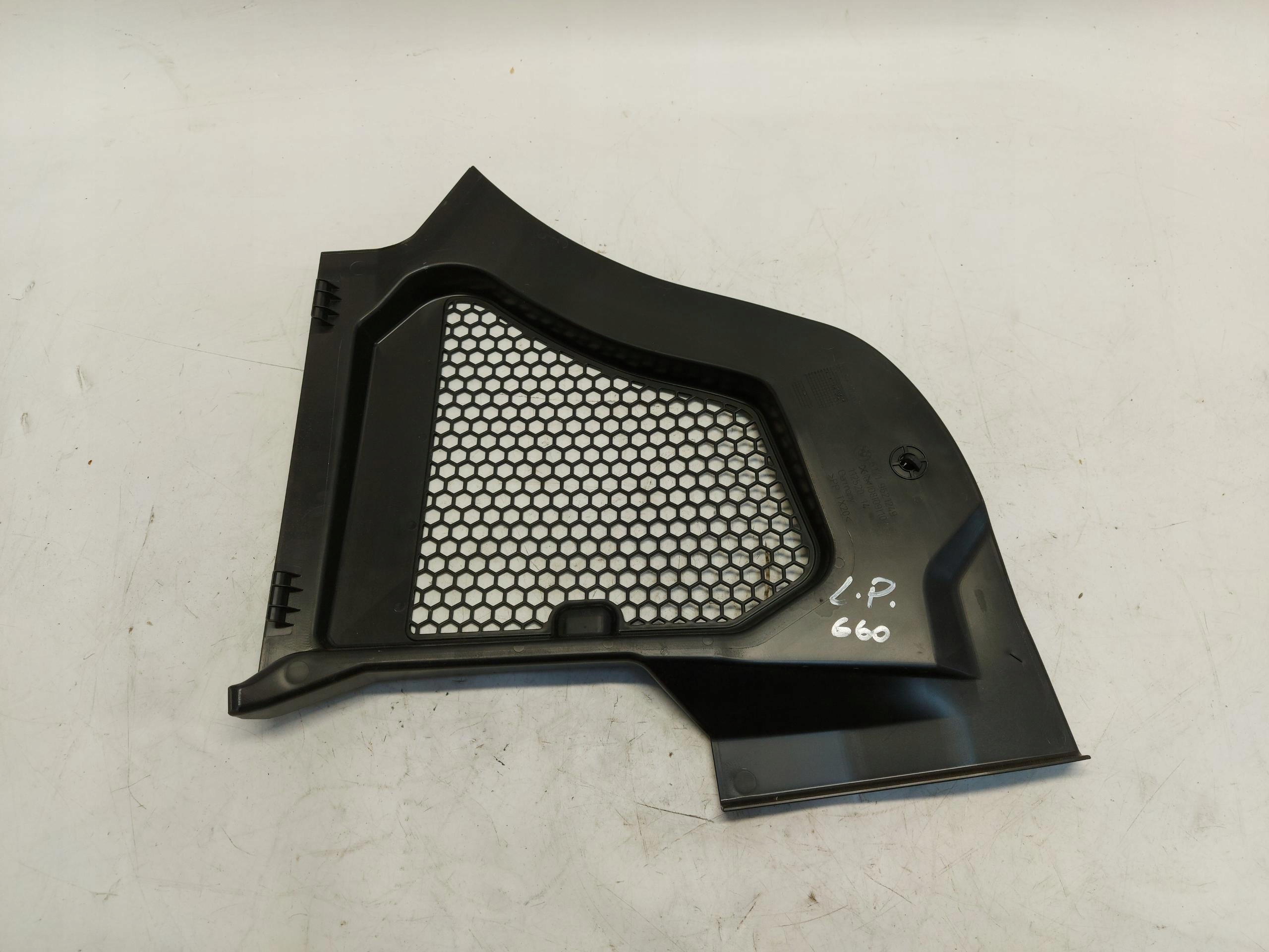 BMW 5 G60 530E x-drive torpedo left 9621249
