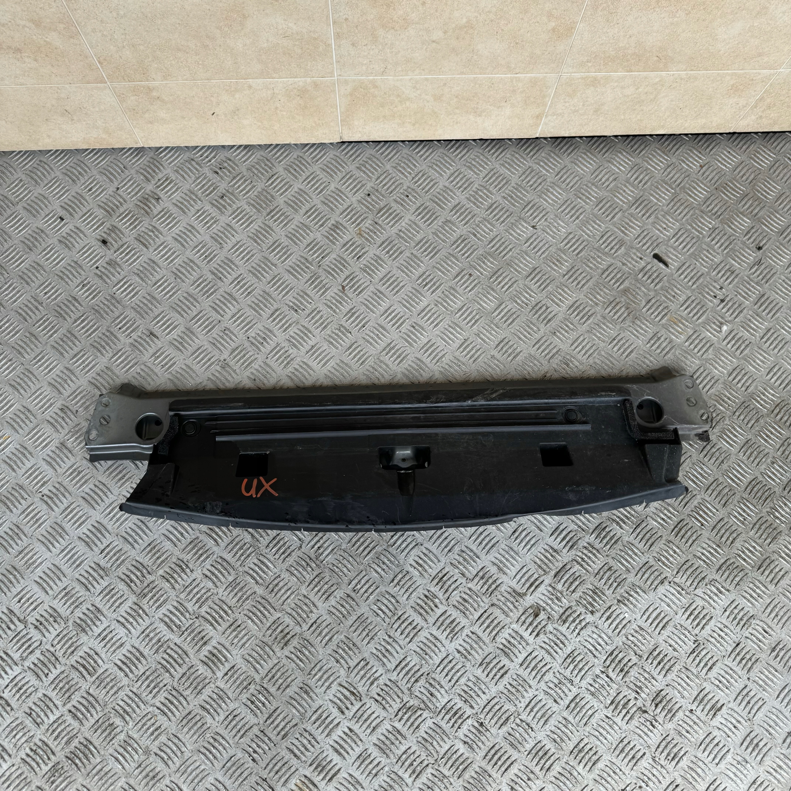 radiator stiffener pillar LEXUS UX 250H HYBRID