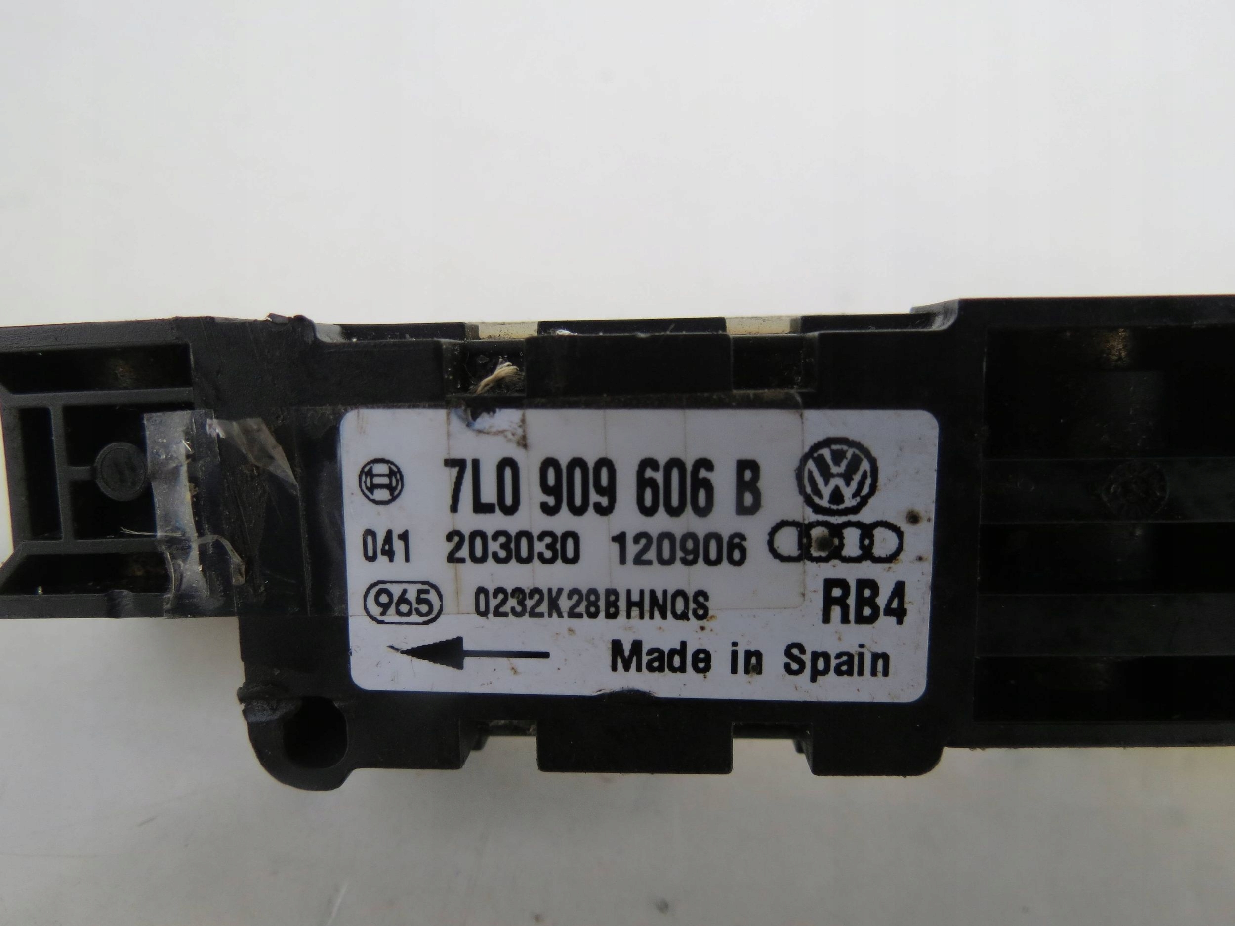 Crashsensor Drucksensor PORSCHE CAYENNE 4.5 V8 7L0909606B