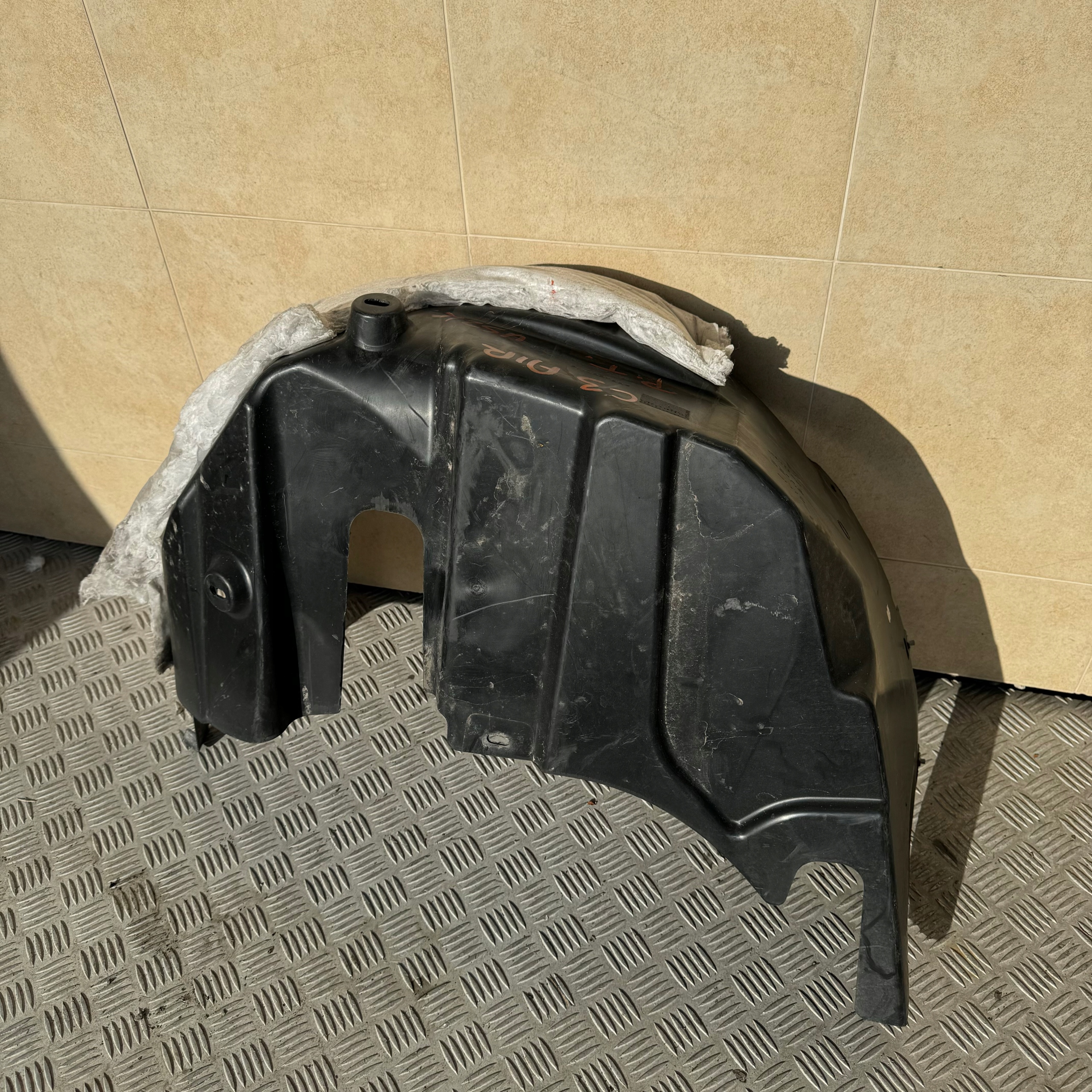 MUDGUARD REAR. RIGHT CITROEN C3 AIRCROSS 461002024