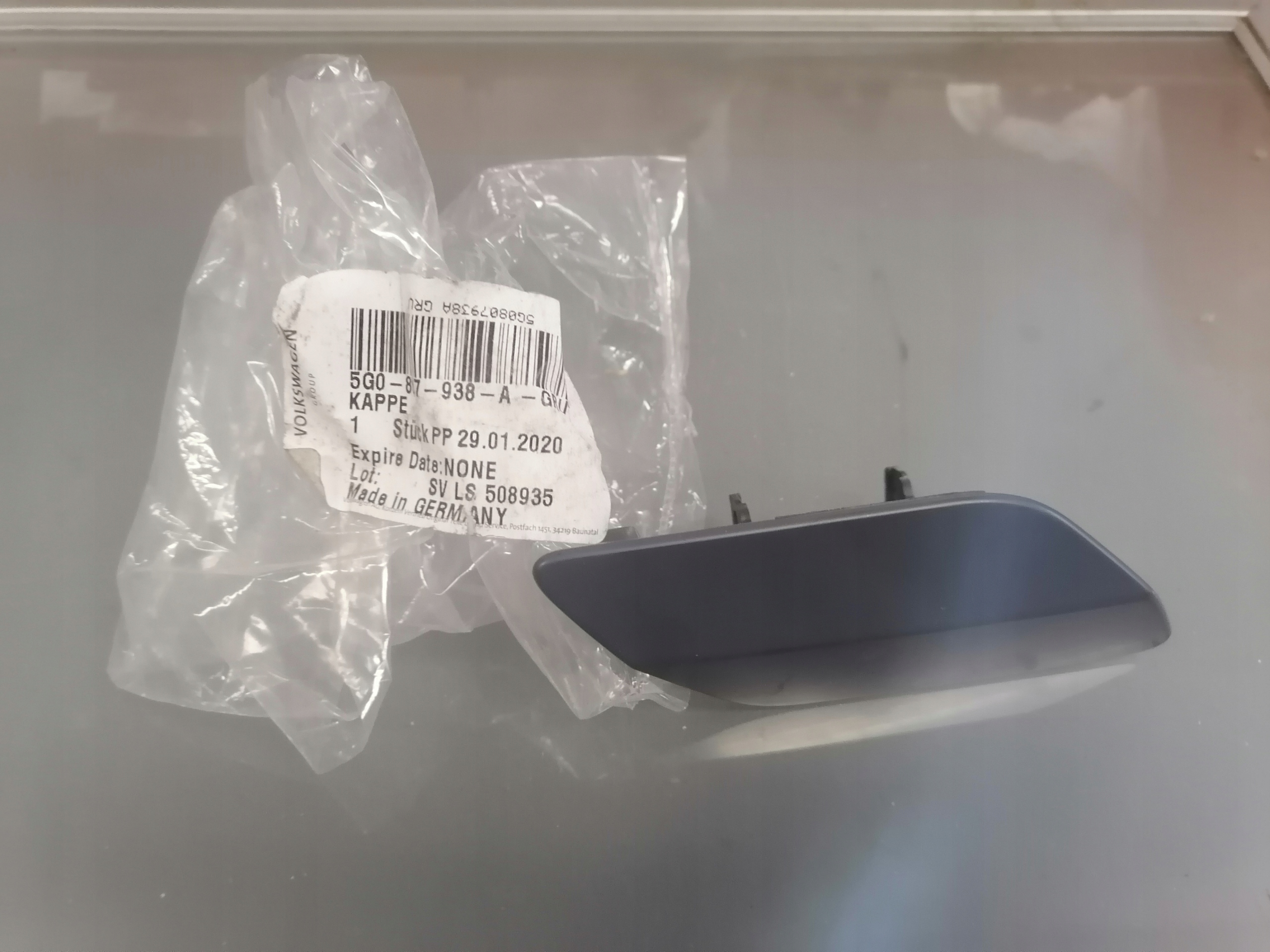 ЗАГЛУШКА ПРАВАЯ VOLKSWAGEN GOLF VII 5G0807938A