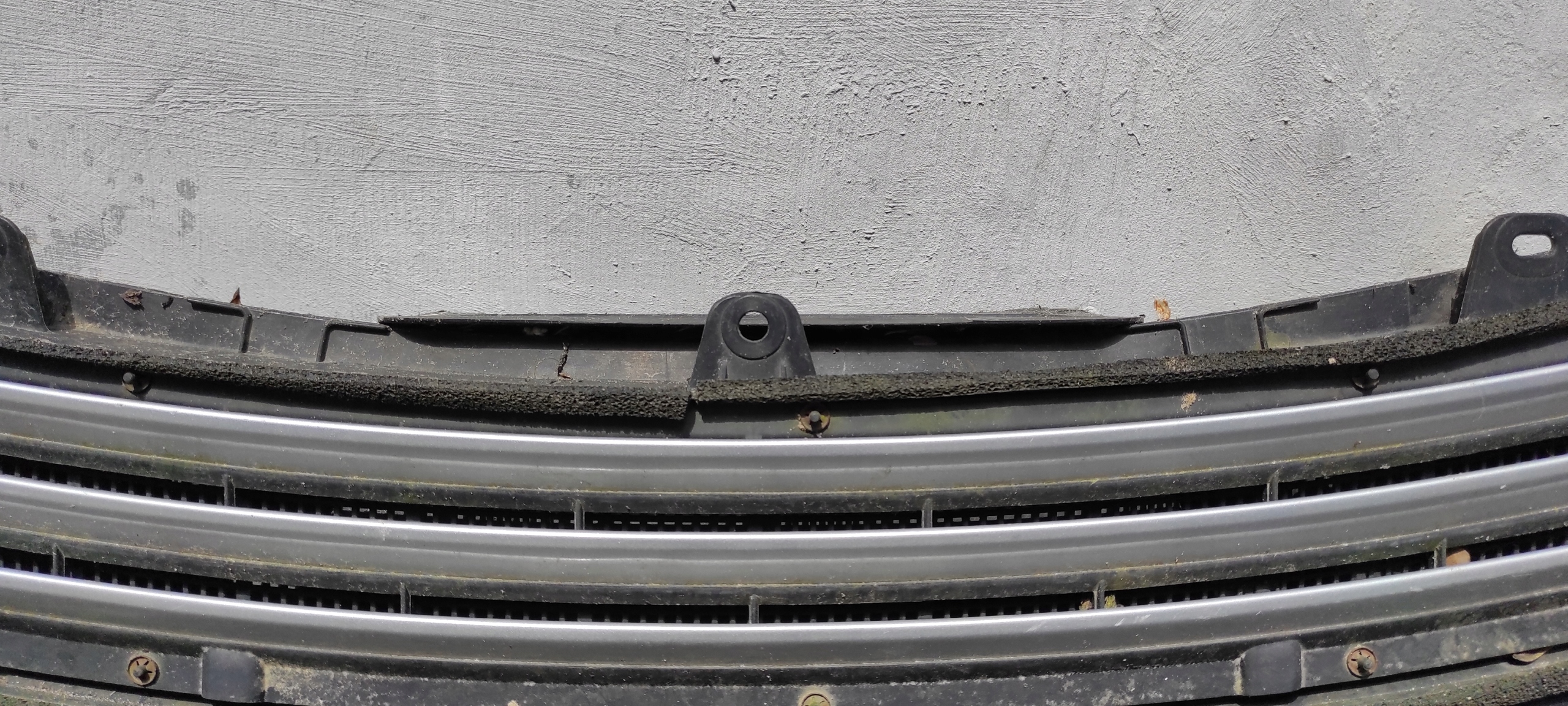Audi A2 front grid wentylacyjna bonnets 8Z0819915
