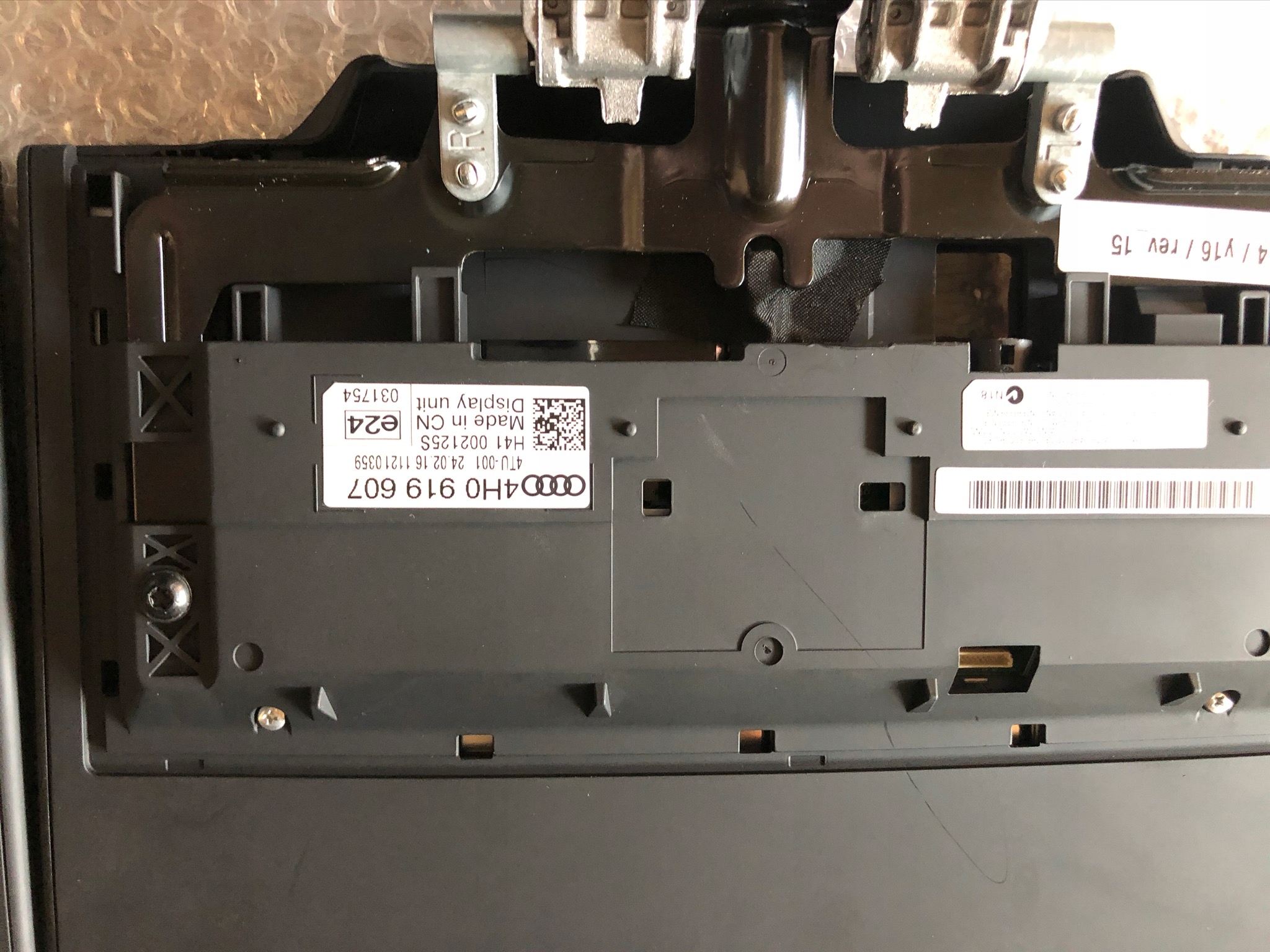 AUDI A8 S8 D4 LIFT MONITOR LCD TYLNY 4H0919607 Kod producenta AUDI