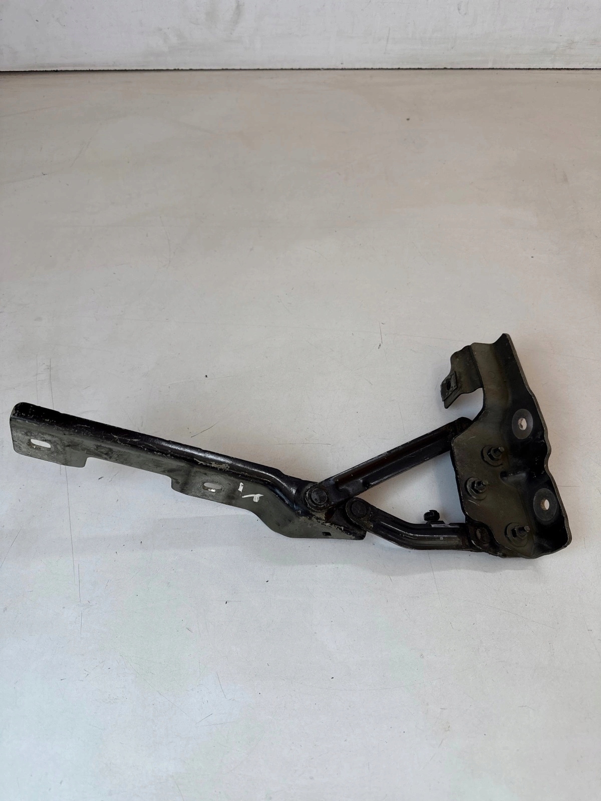 hinge bonnets front front right Opel Astra IV J