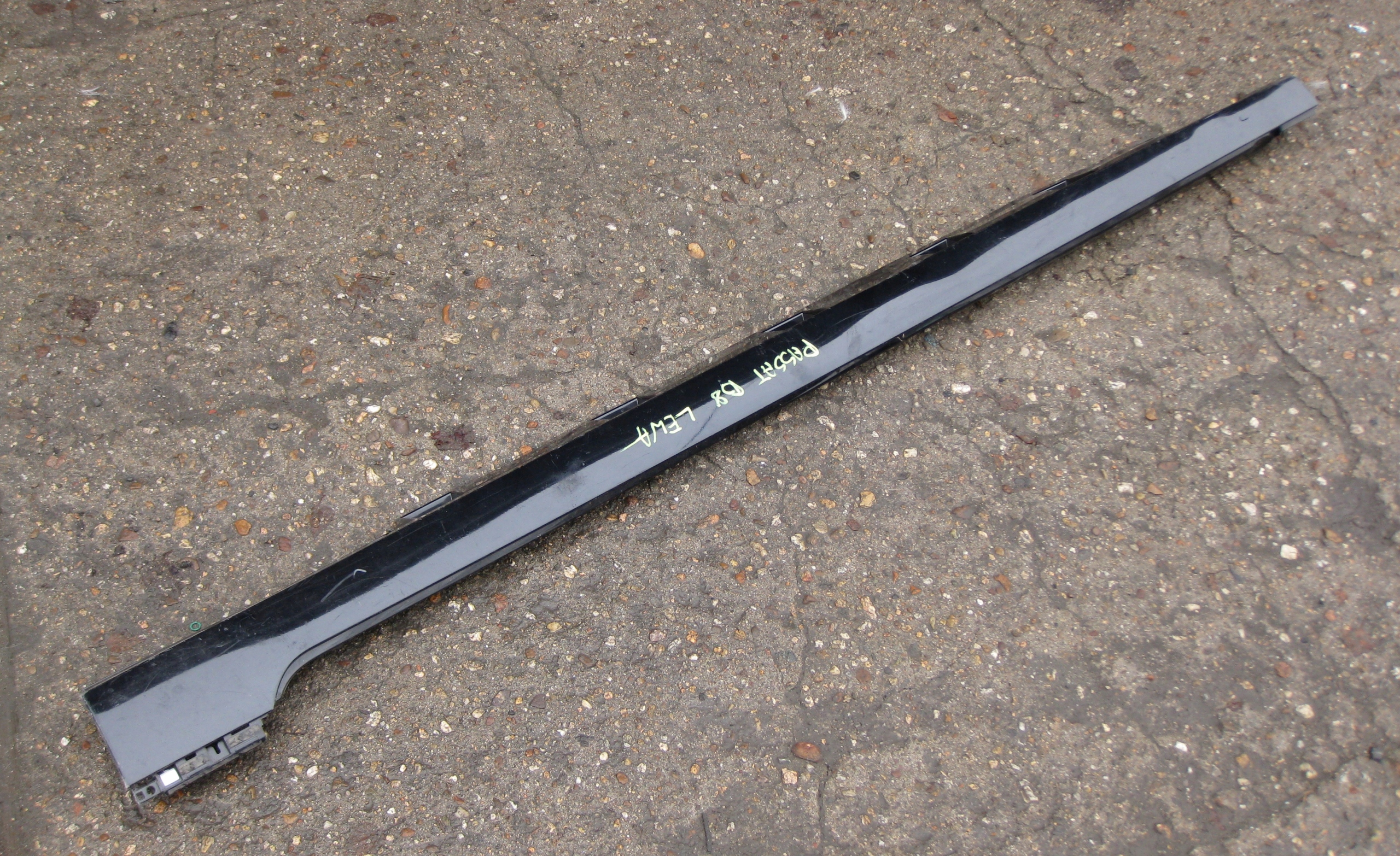 VW PASSAT B8 moulding threshold left 3G0853857