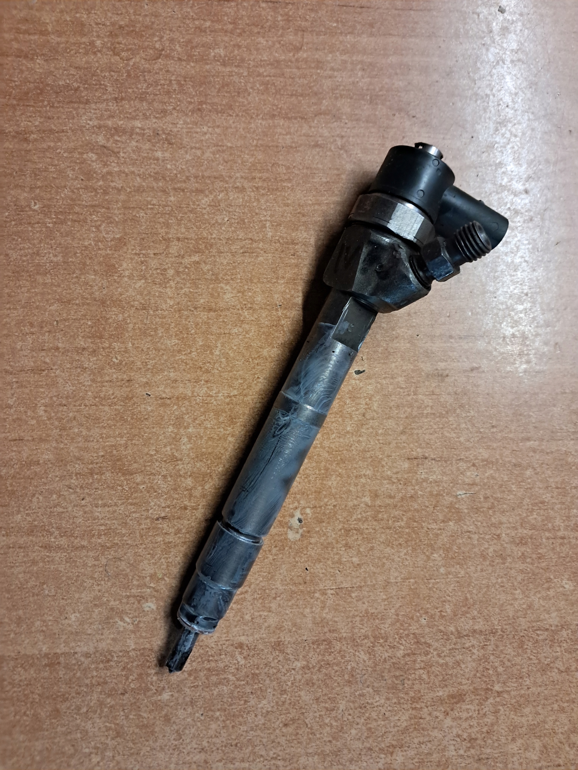 injector MERCEDES W203 2,2CDI A6110700987