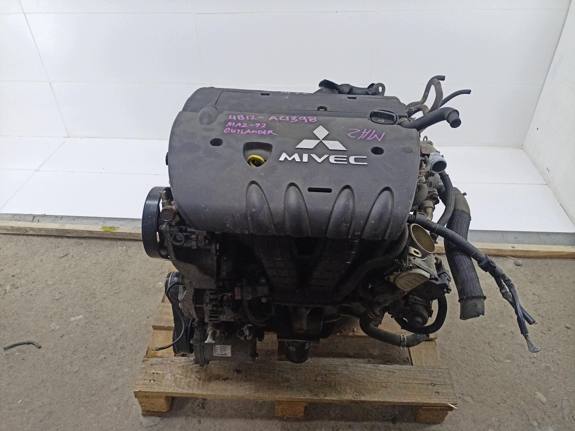 Motor komplet Mitsubishi Outlander 2 facelift 2010 4B12
