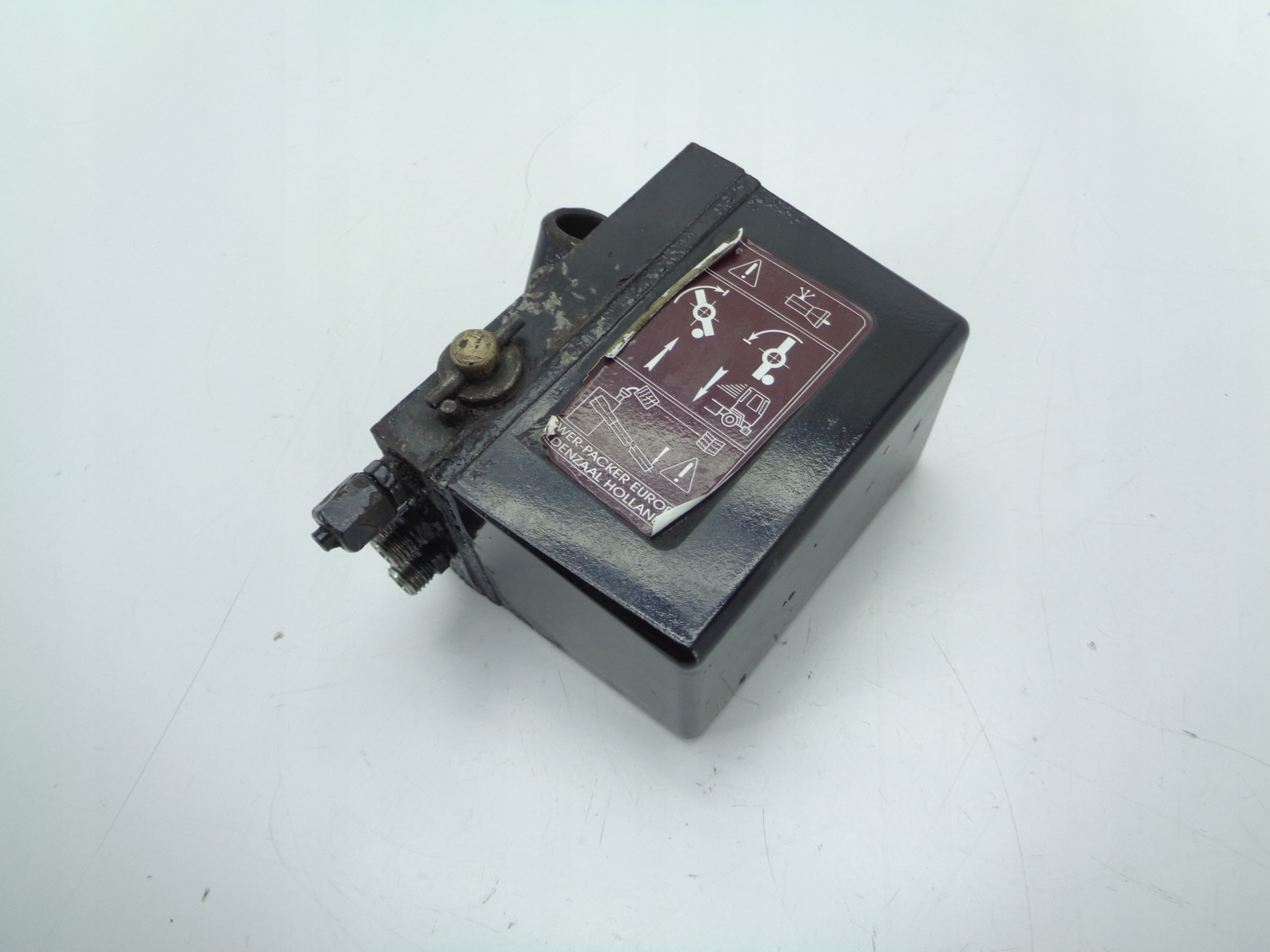 RENAULT MAGNUM DXI ПІДЙОМНИЙ НАСОС КАБІНИ