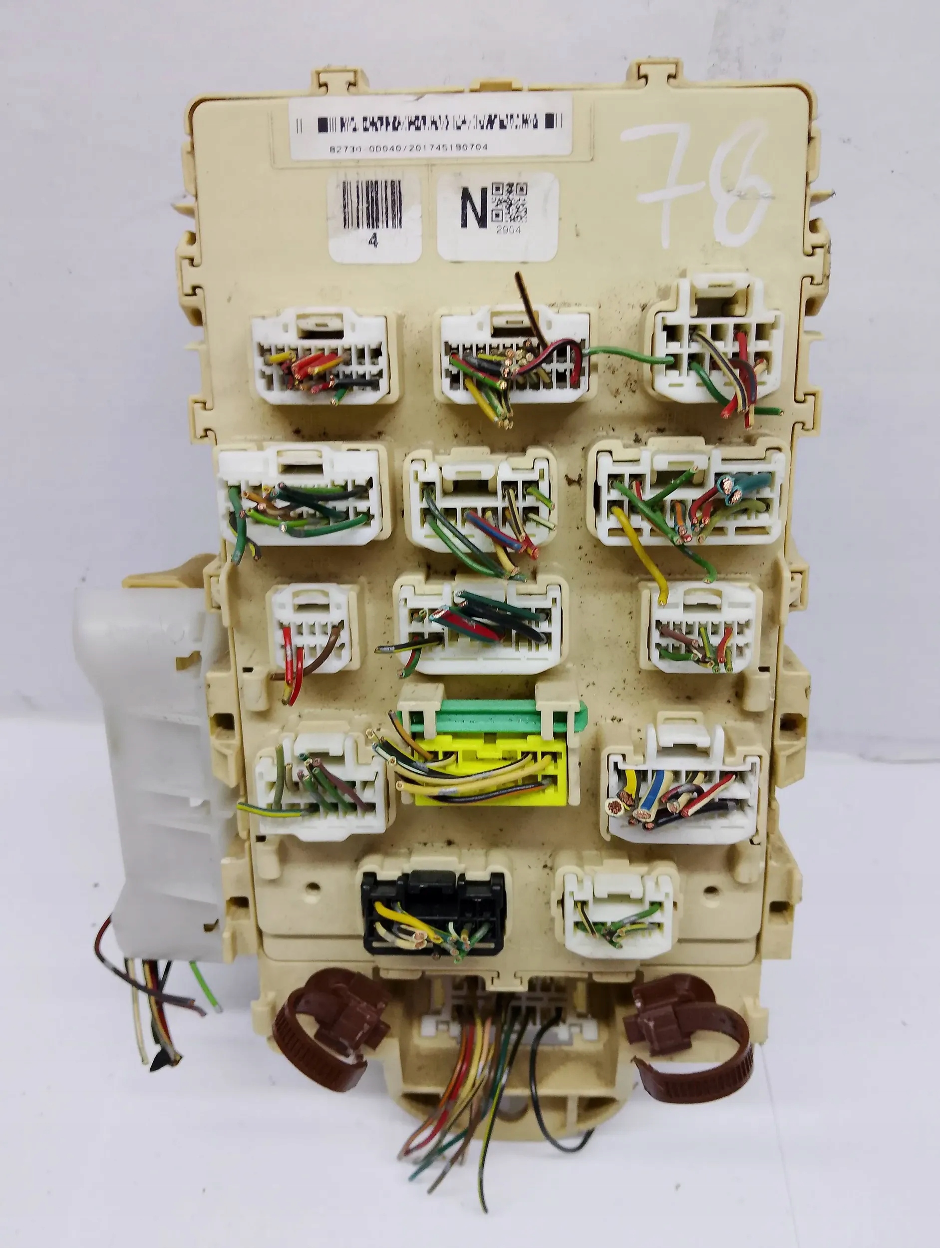 Module fusibles Module BSI Toyota Yaris 827300D040