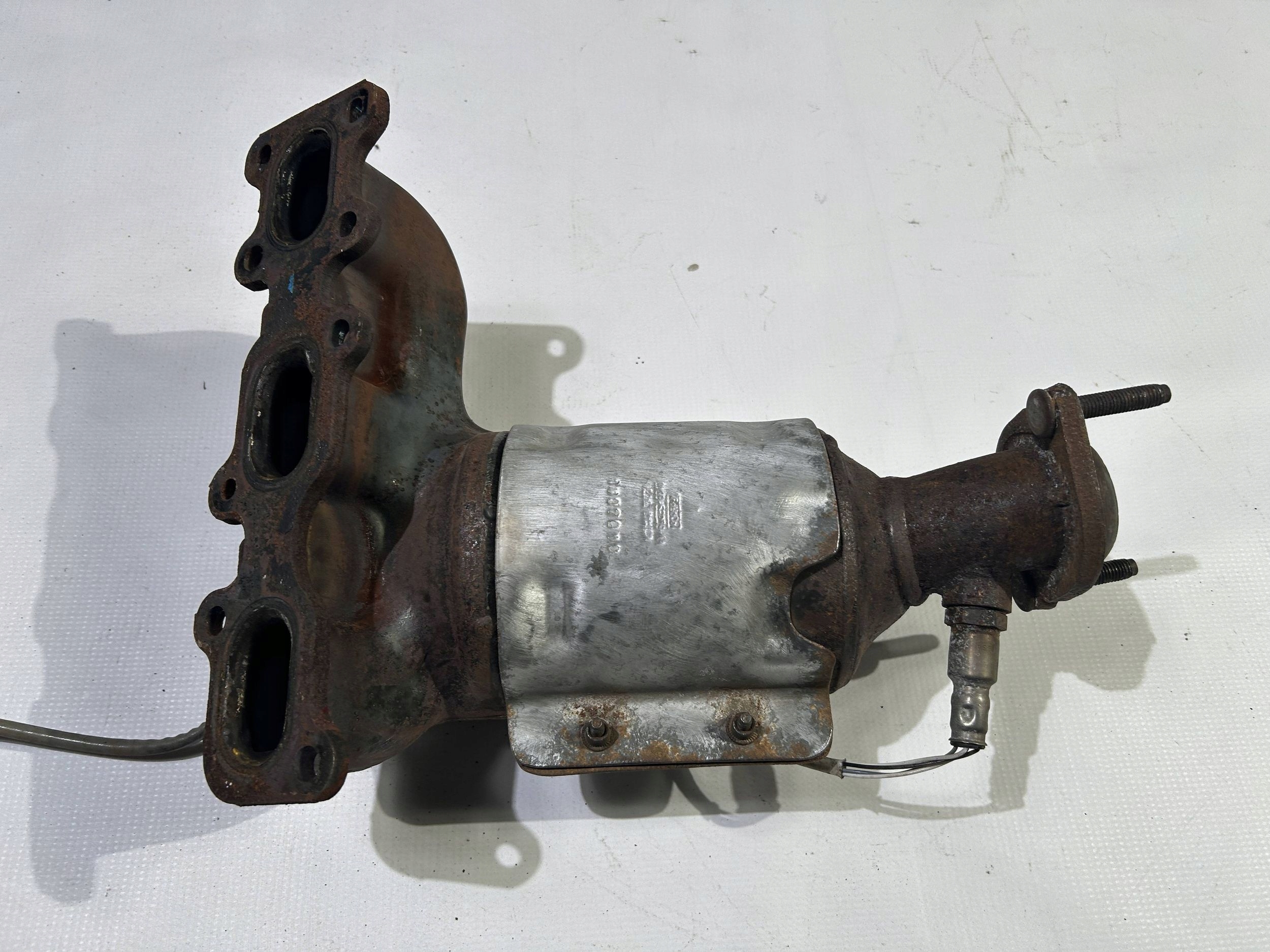 catalyst front right Ford Explorer Flex 3.5 v6 2013r