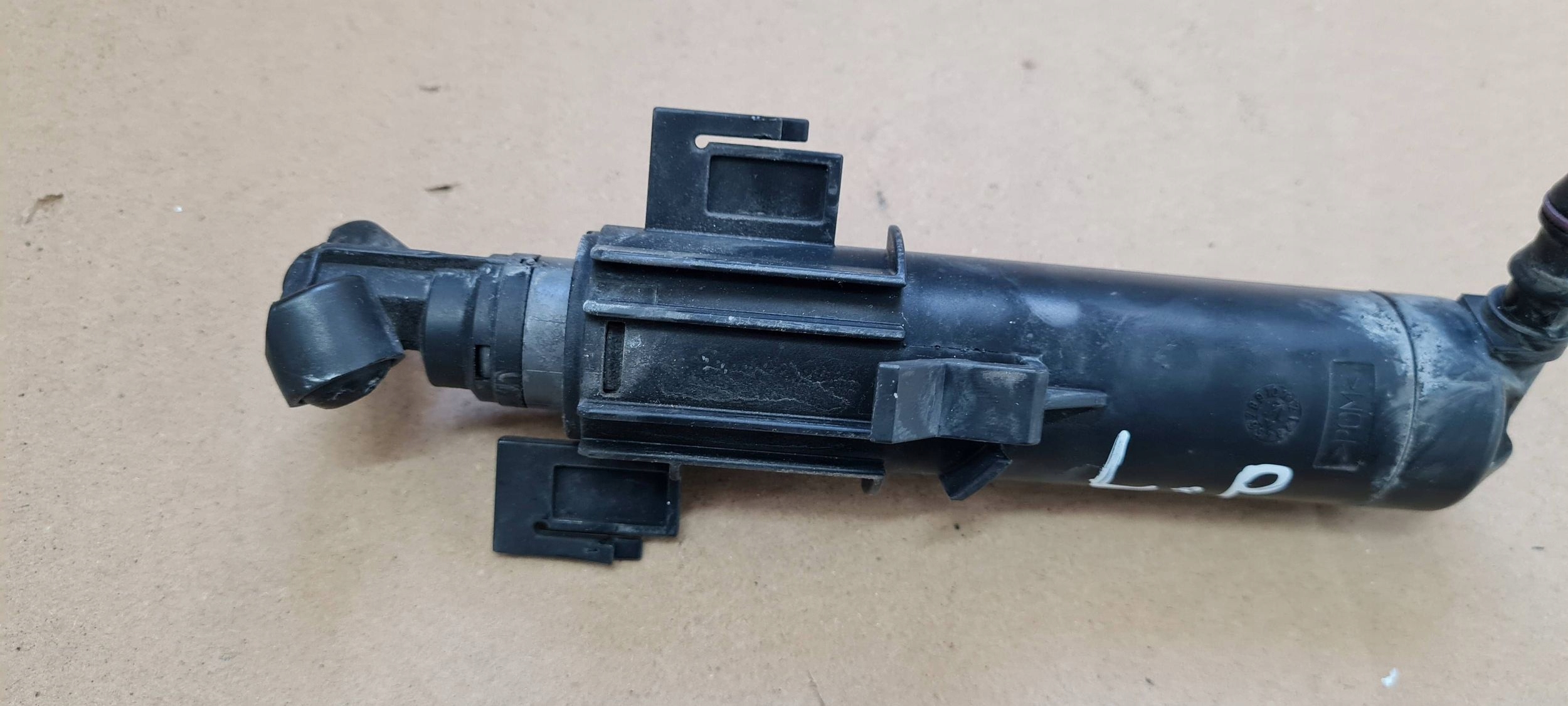 S4 B8 A4 washer lights left front 8K0955101B