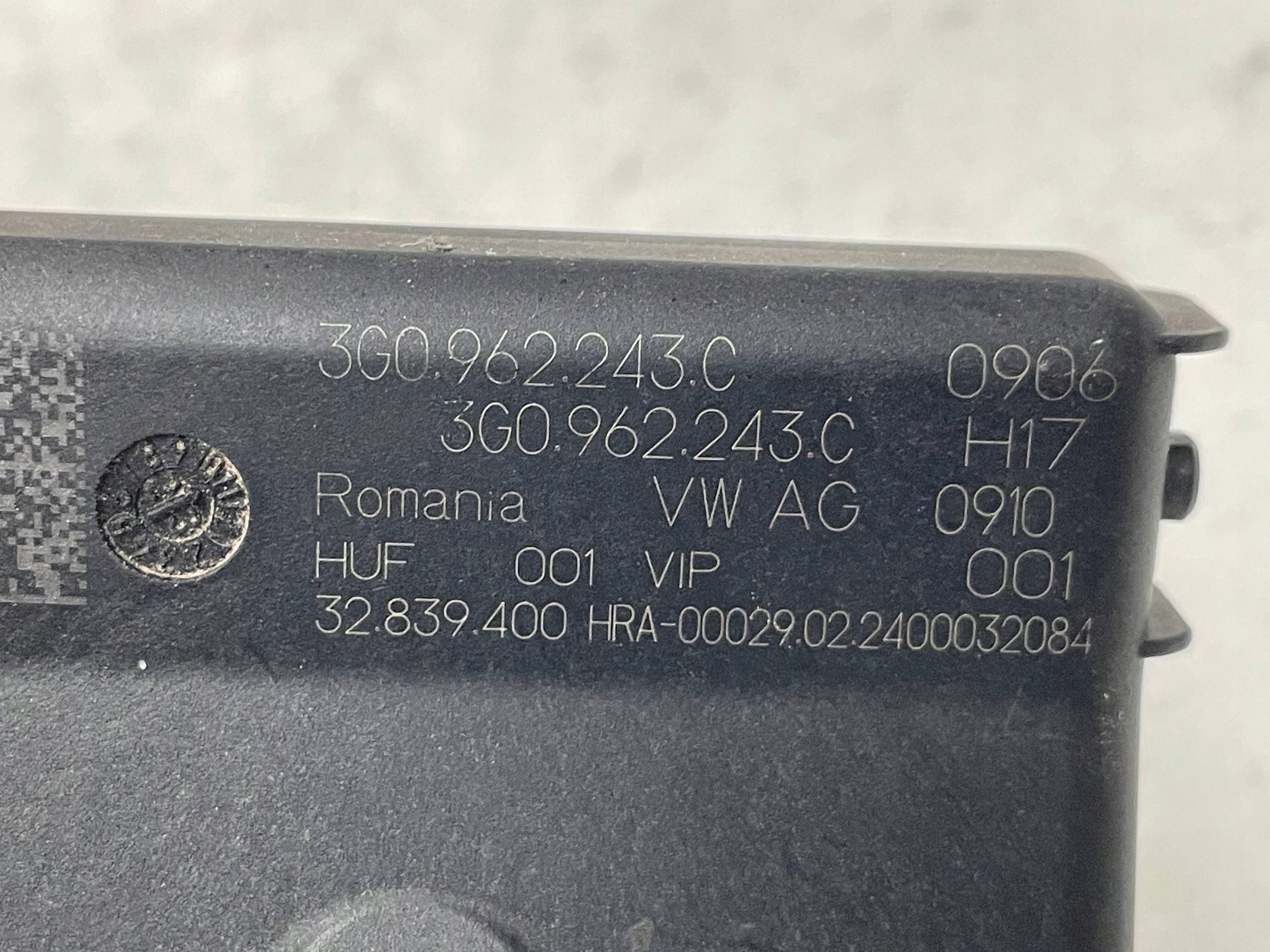 Module pour l’ouverture du capot VW AUDI PORSCHE 3G0962243C !J