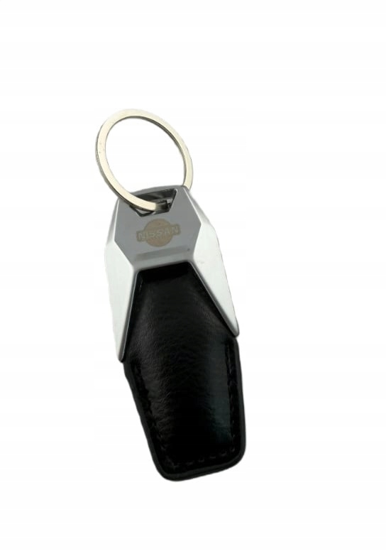 Nissan Brelok Breloczek Grawer Premium K50