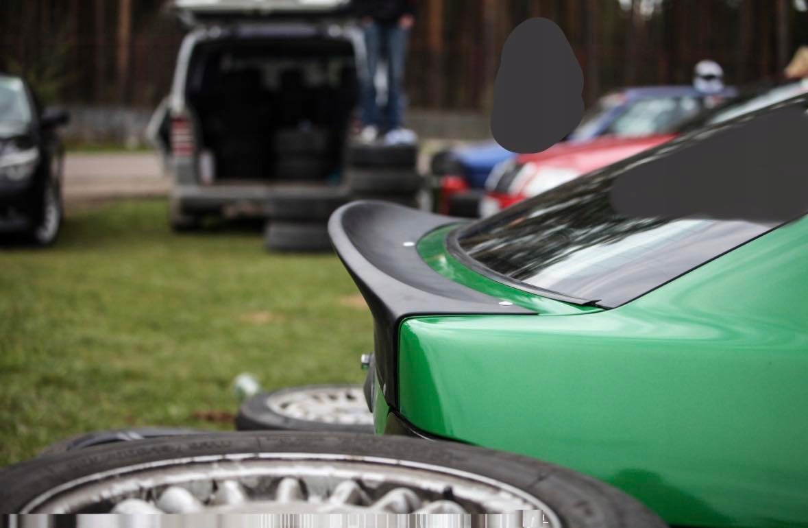 SPOILER BAGAŻNIKA BMW E36 COMPACT SPOILER DUCTAIL NOWY PODKŁAD DUCTAIL Stan opakowania oryginalne